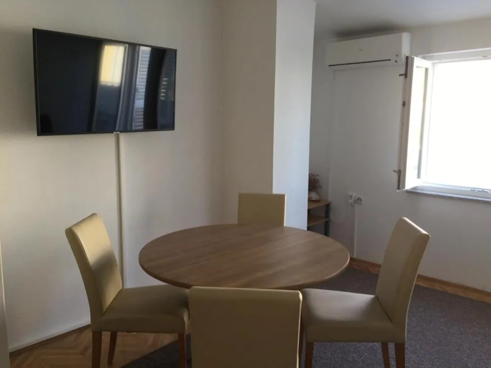 Petros Apartments Pag