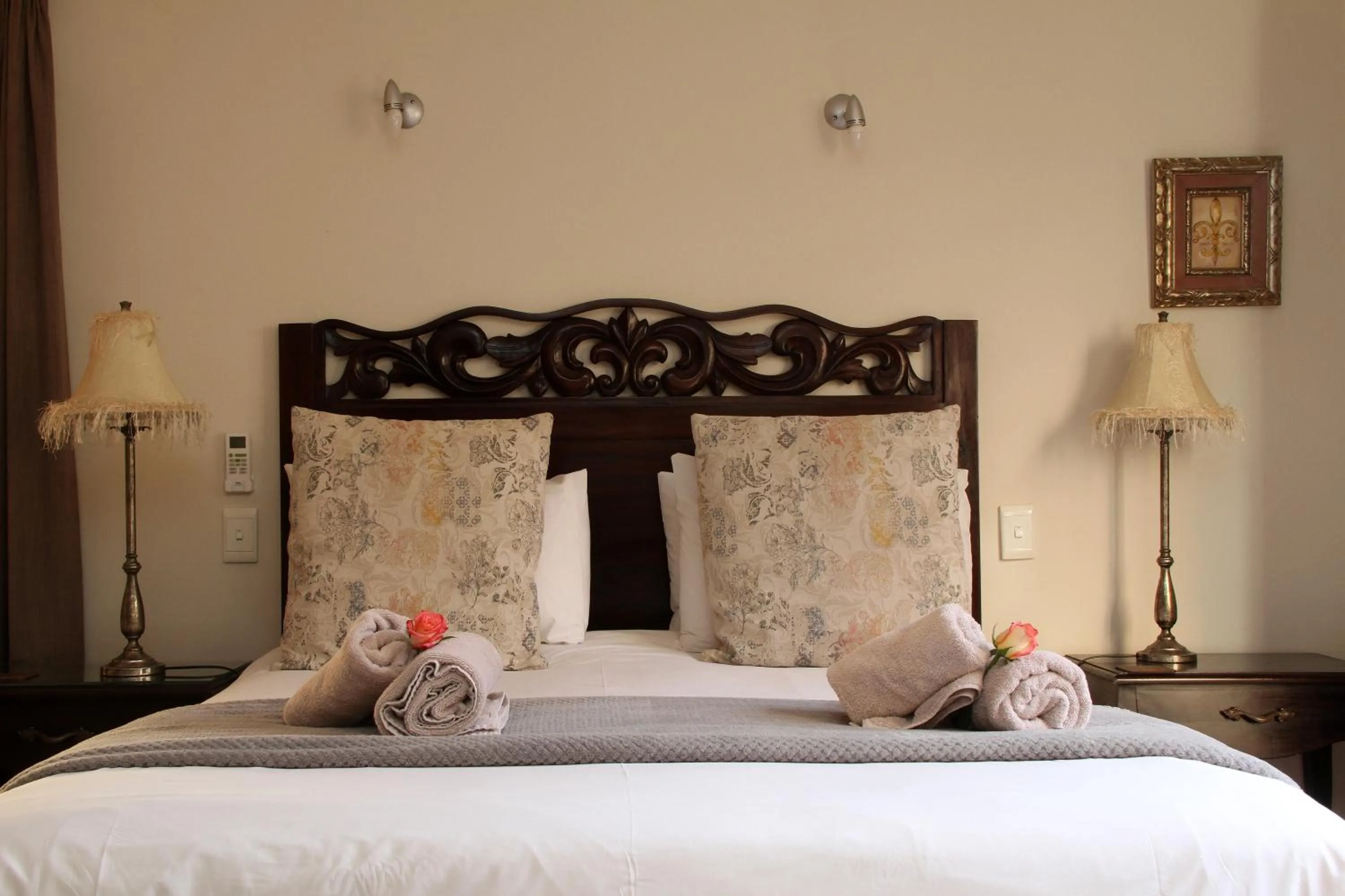 Photo of the whole room, Bed in Del Roza Guest House