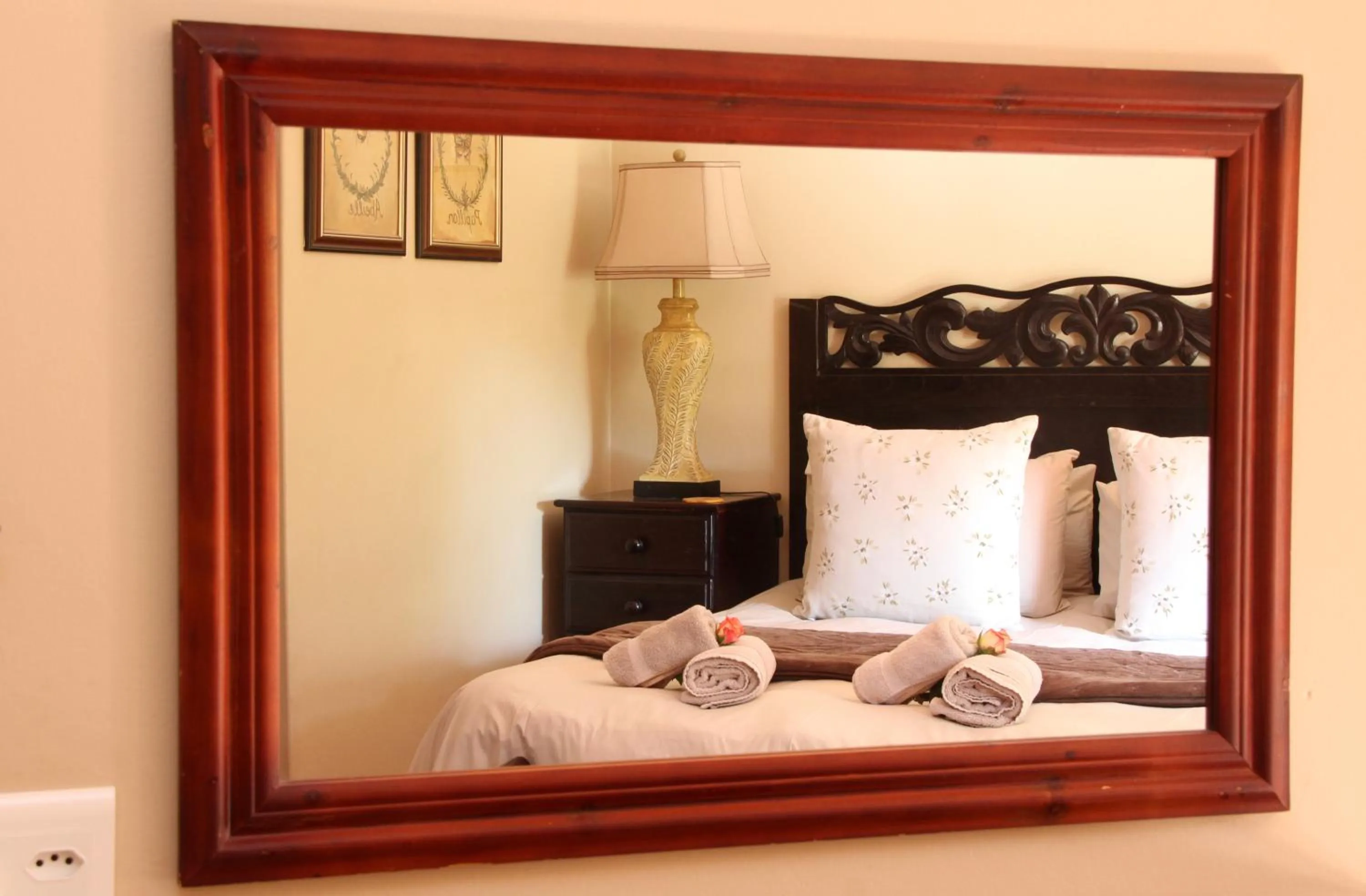 Bedroom, Bed in Del Roza Guest House