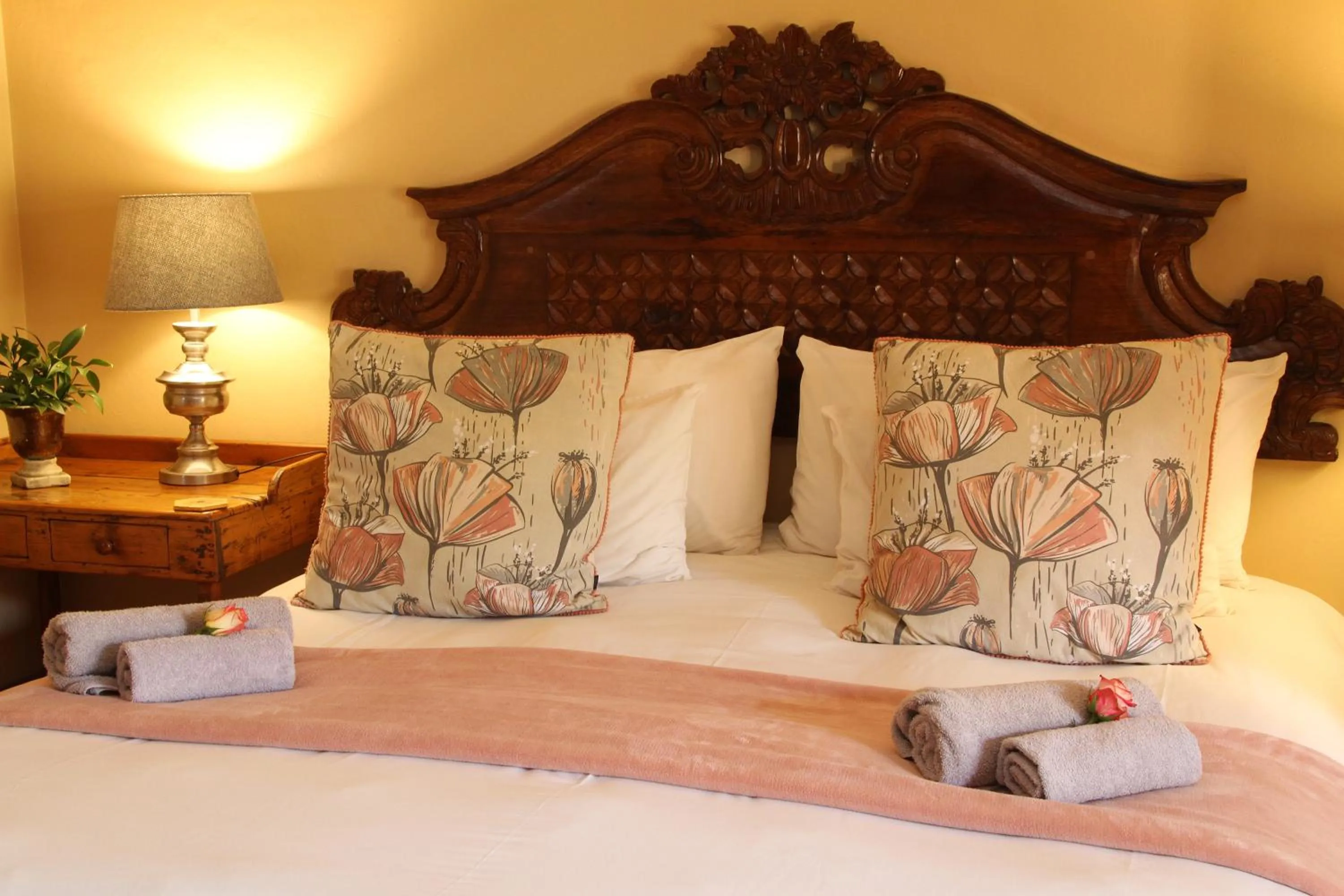 Photo of the whole room, Bed in Del Roza Guest House