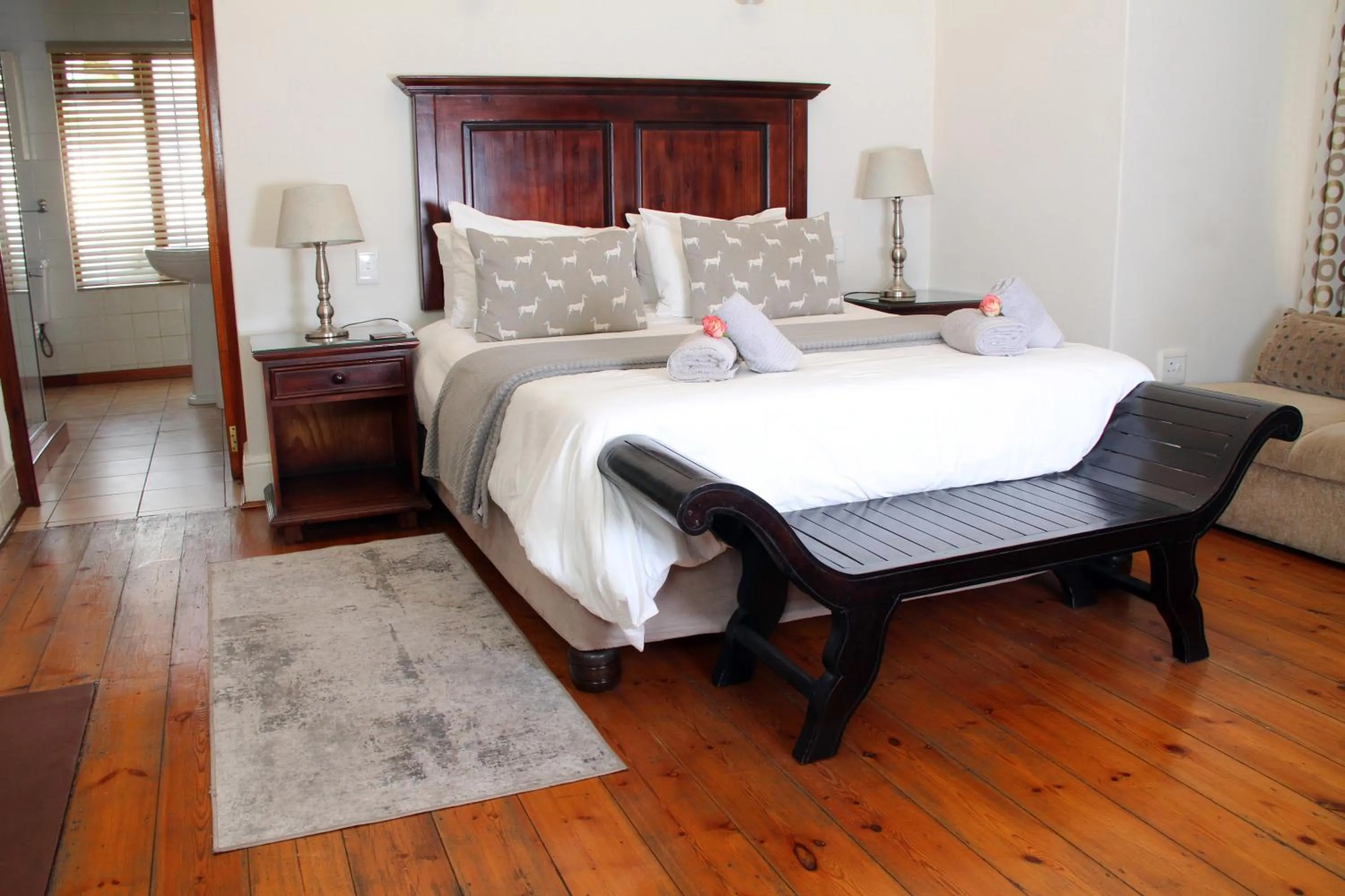 Photo of the whole room, Bed in Del Roza Guest House