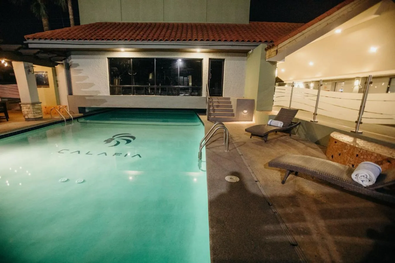 Swimming pool in Hotel Calafia