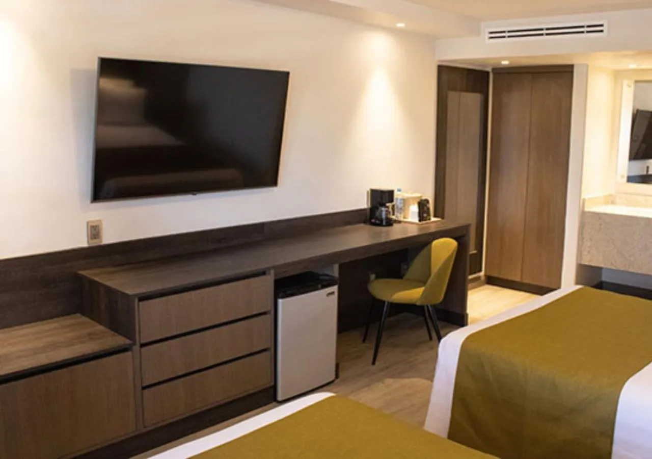 TV and multimedia, Bed in Hotel Calafia