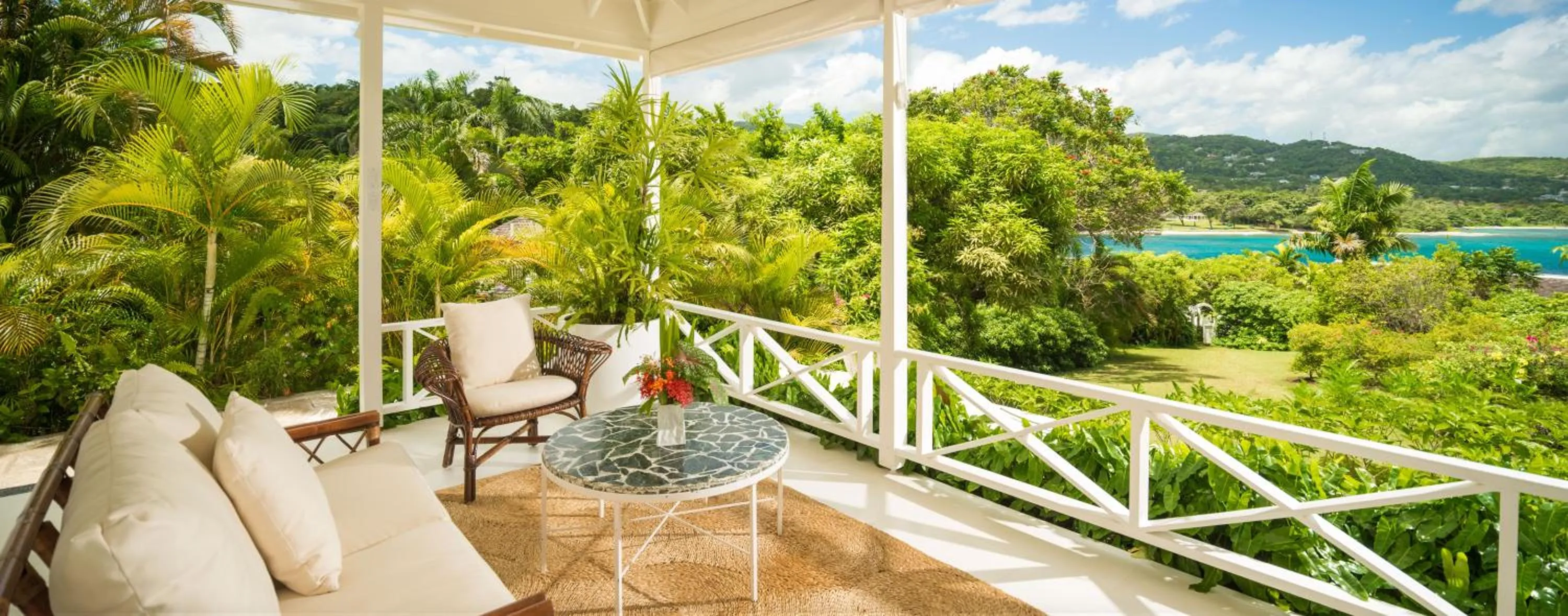 Patio in Round Hill Hotel & Villas