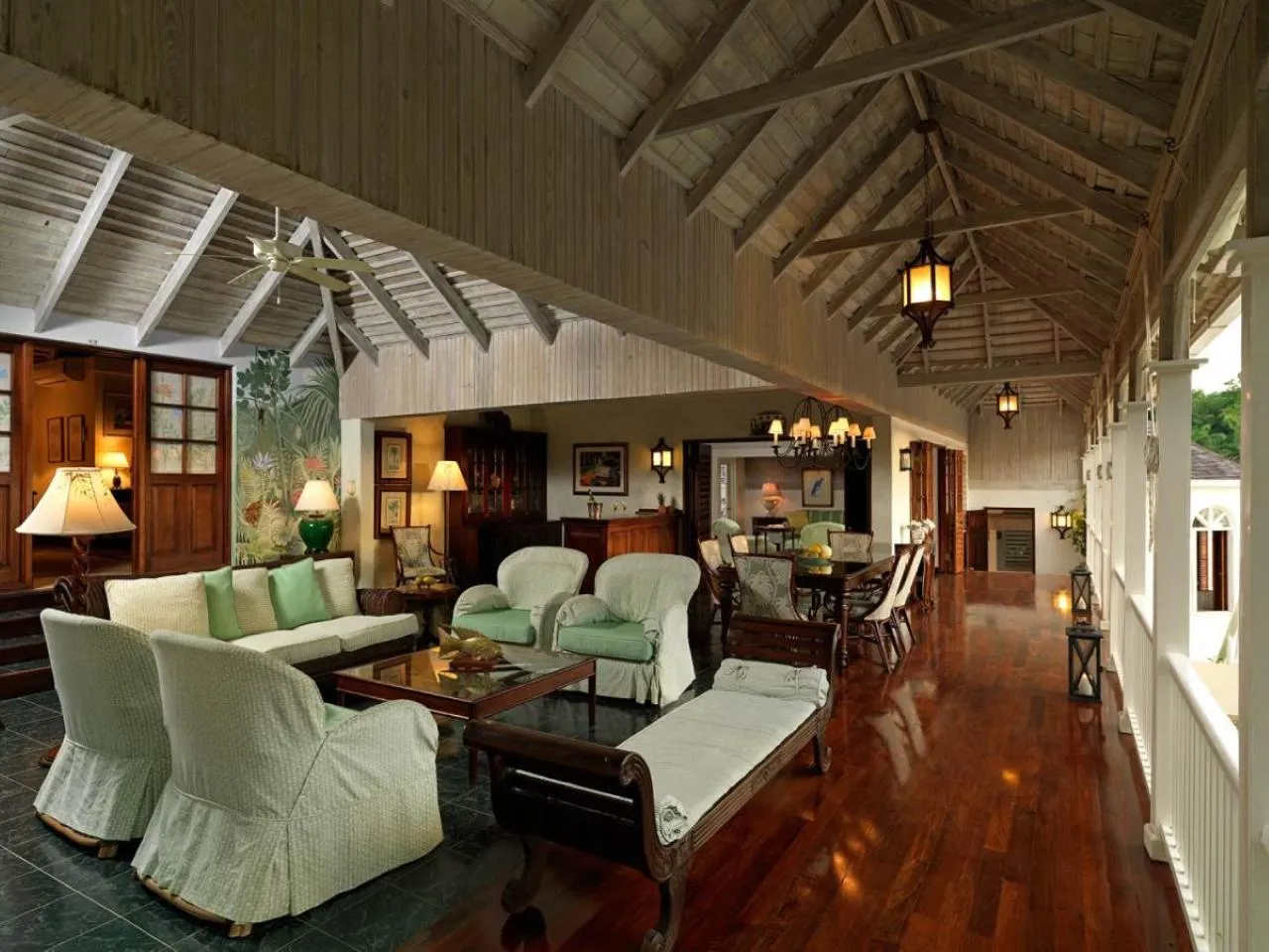 Bedroom in Round Hill Hotel & Villas