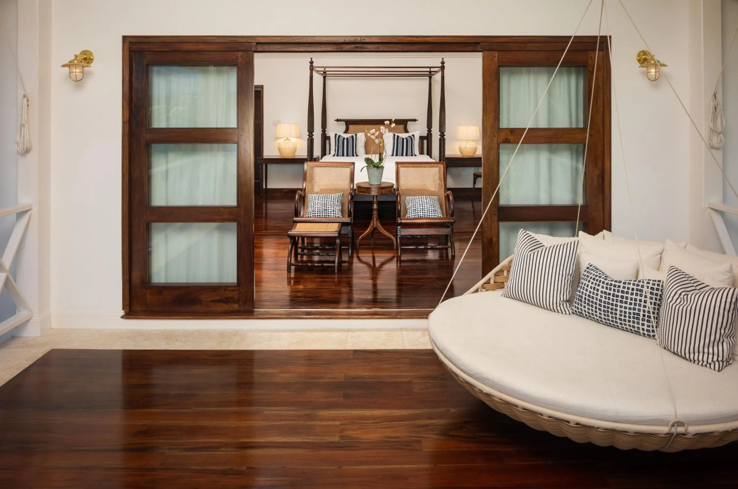 Balcony/Terrace in Round Hill Hotel & Villas