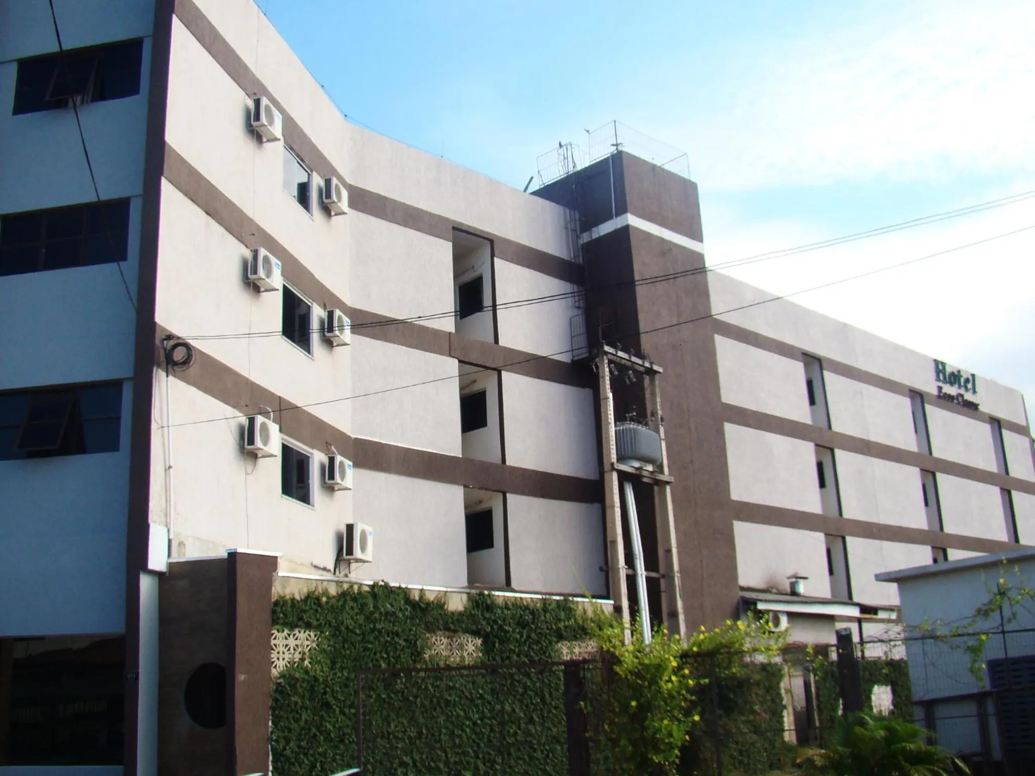 Property Building in Hotel Ecos Classic