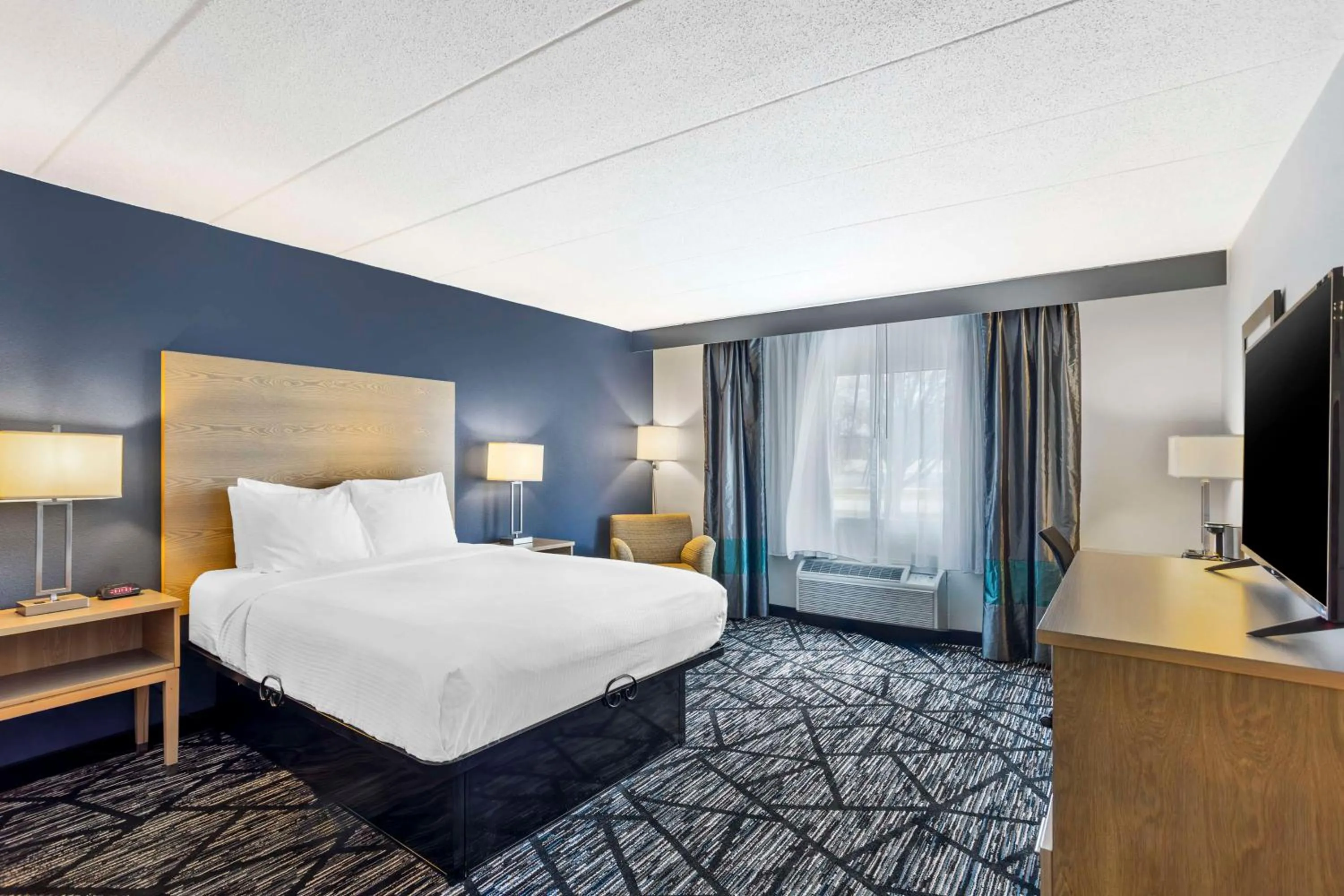 Bedroom, Bed in Best Western Westgate Inn