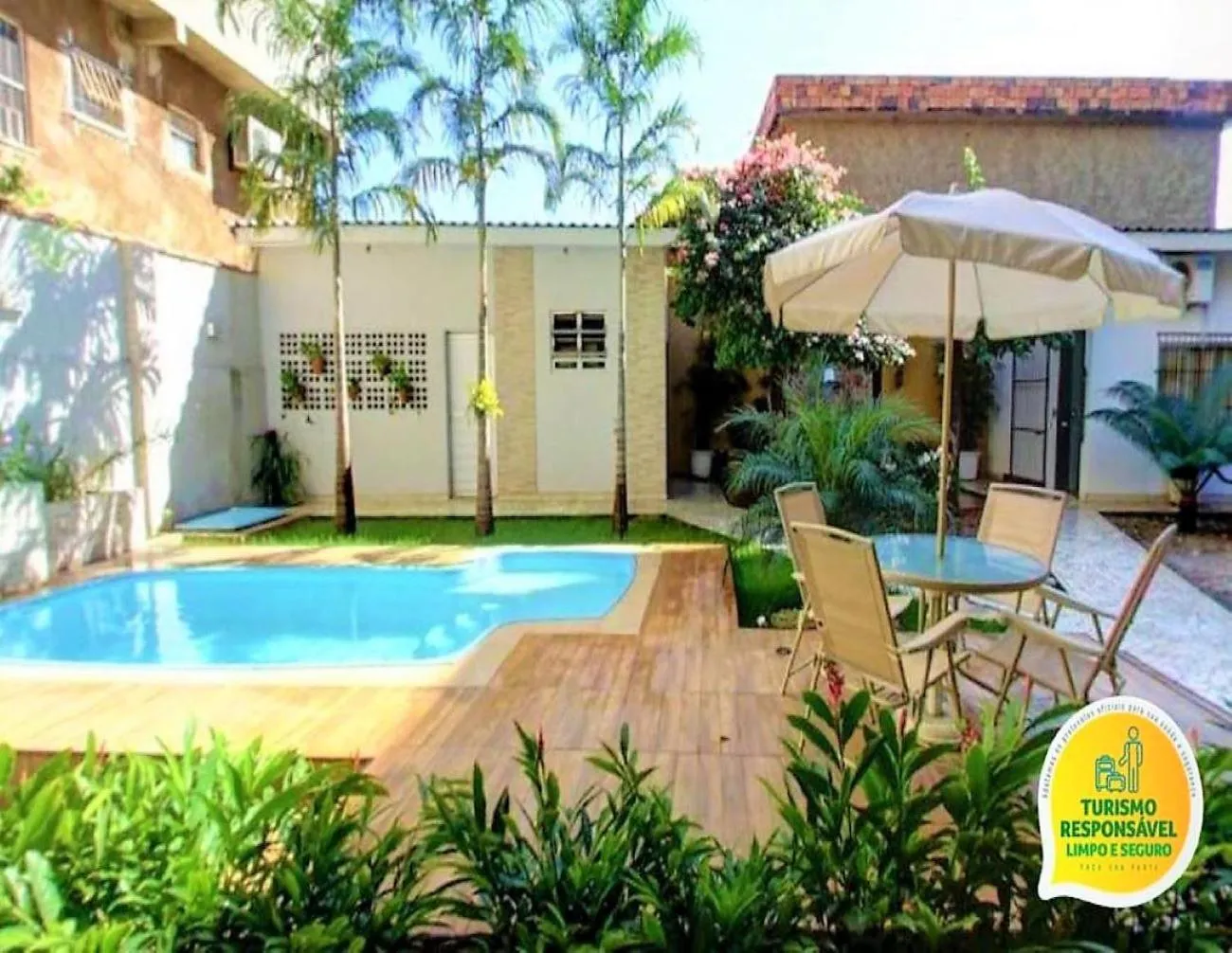 Pool view in Ecos Conforto