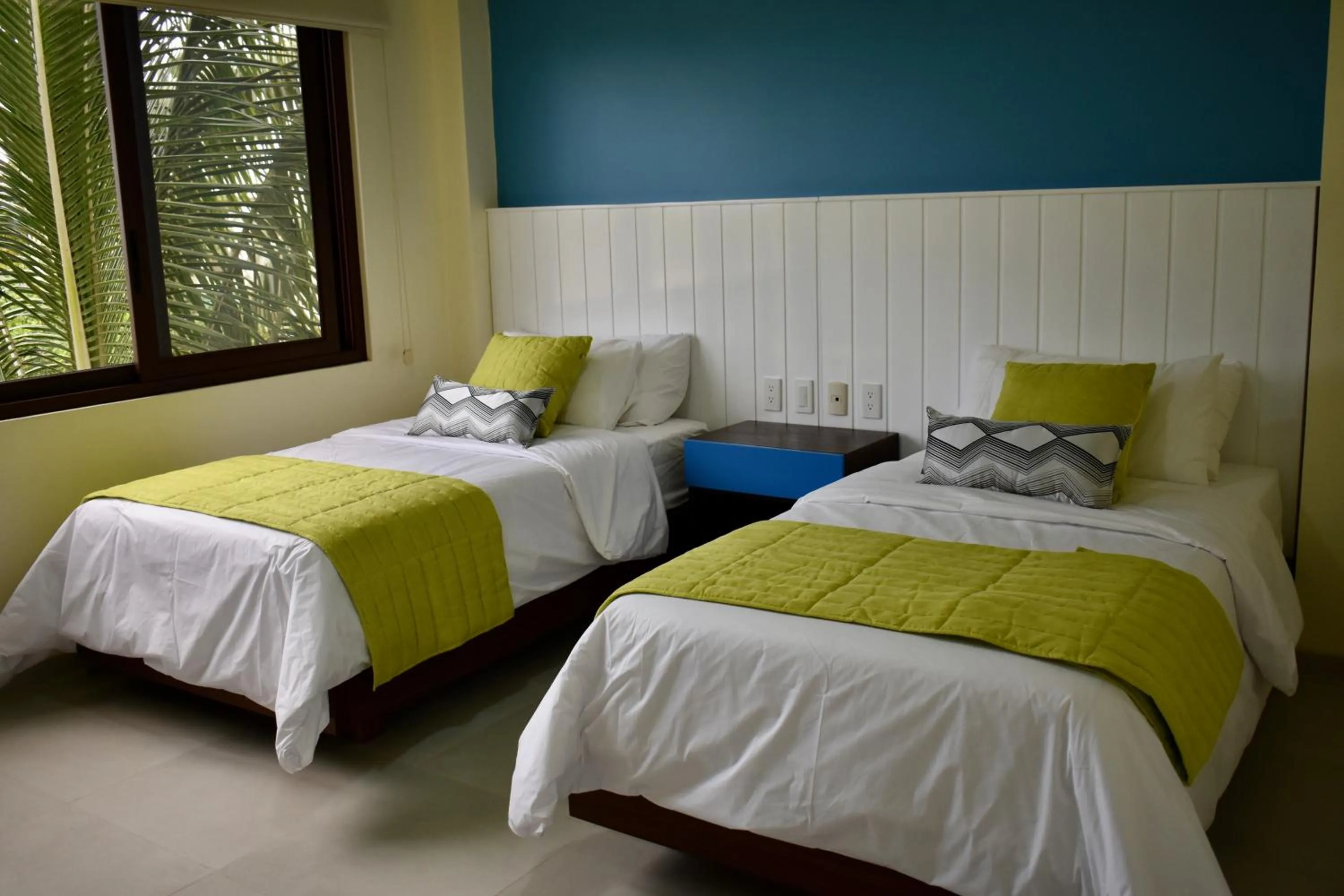 Bedroom, Bed in Hotel La Laguna Galapagos