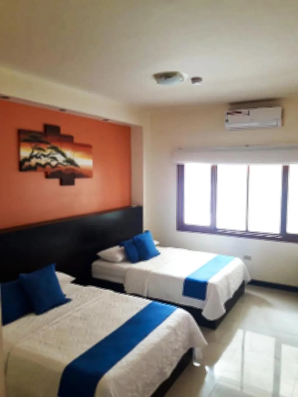 Photo of the whole room, Bed in Hotel La Laguna Galapagos