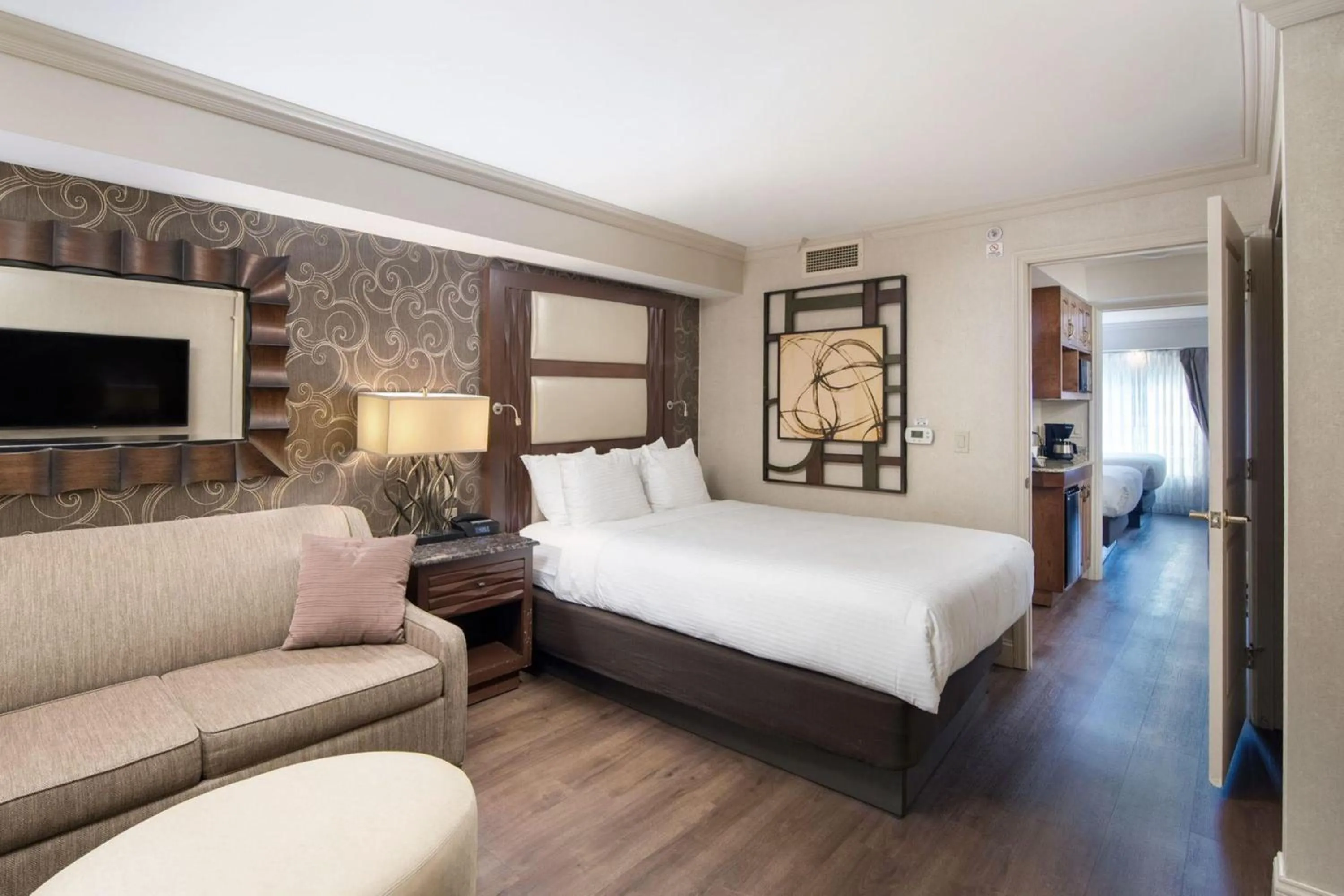 Photo of the whole room, Bed in Eden Resort and Suites, BW Premier Collection