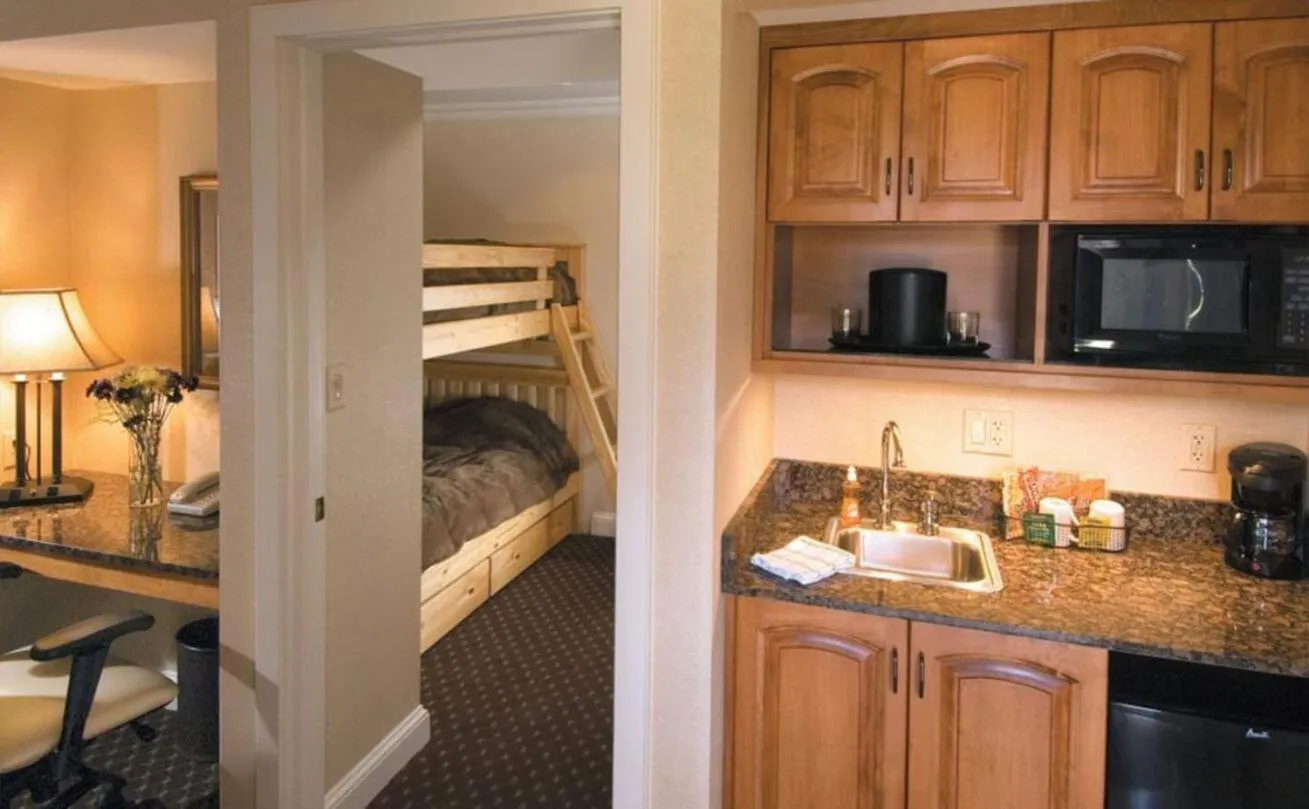 Bedroom, Bed in Eden Resort and Suites, BW Premier Collection