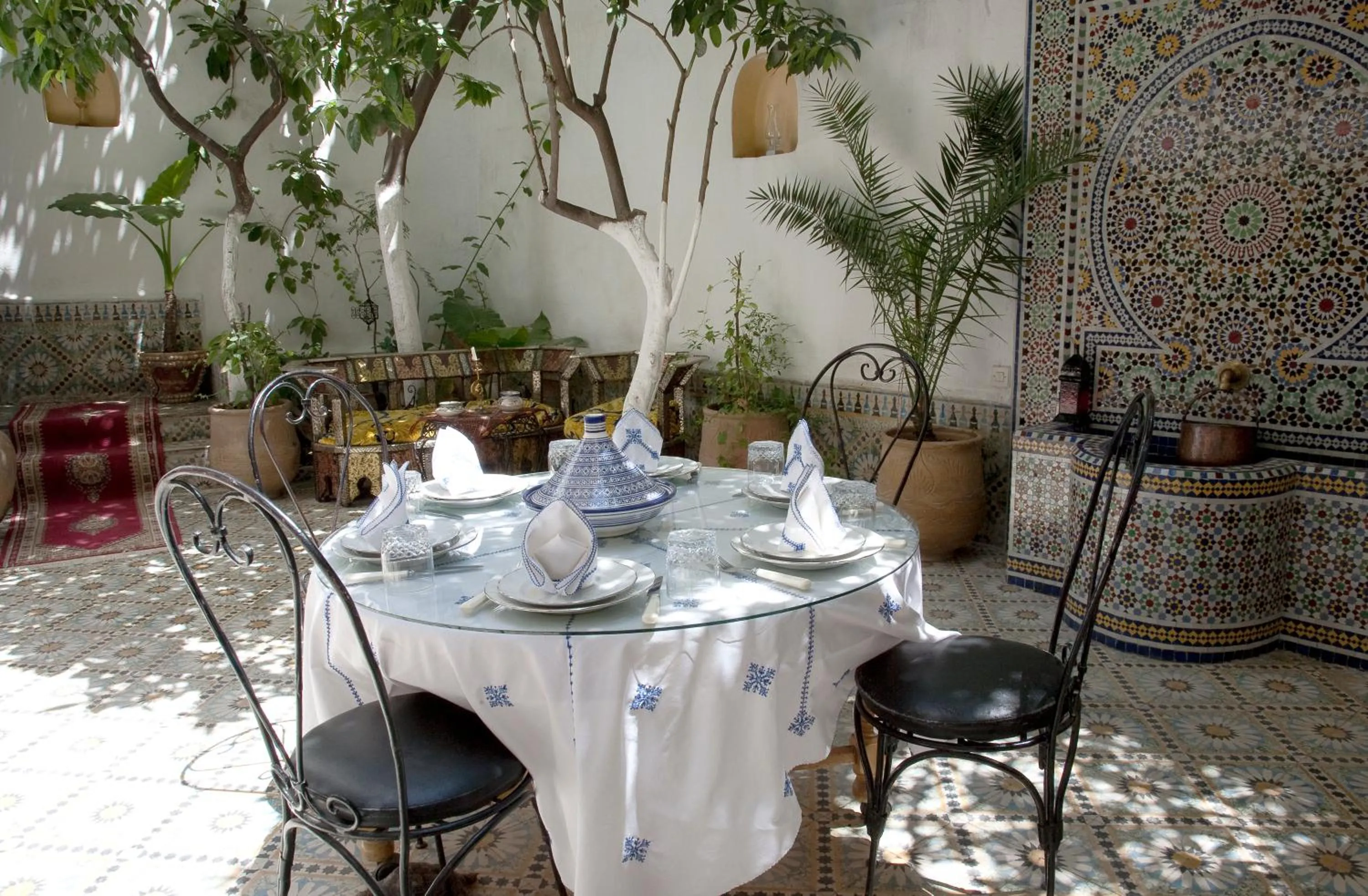 Restaurant/places to eat in Riad Lalla Fatima