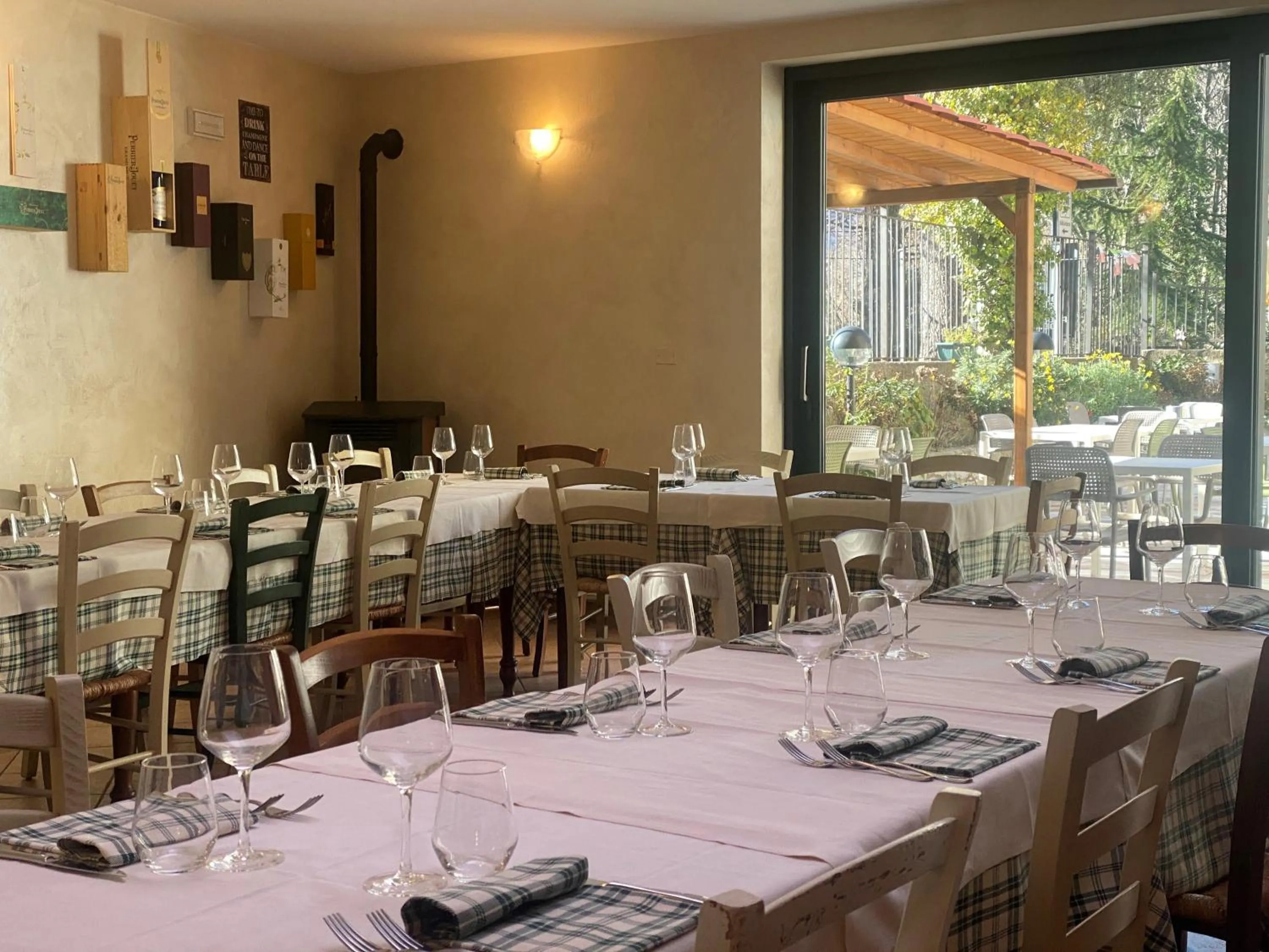 Restaurant/places to eat in Ca' ai Tigli