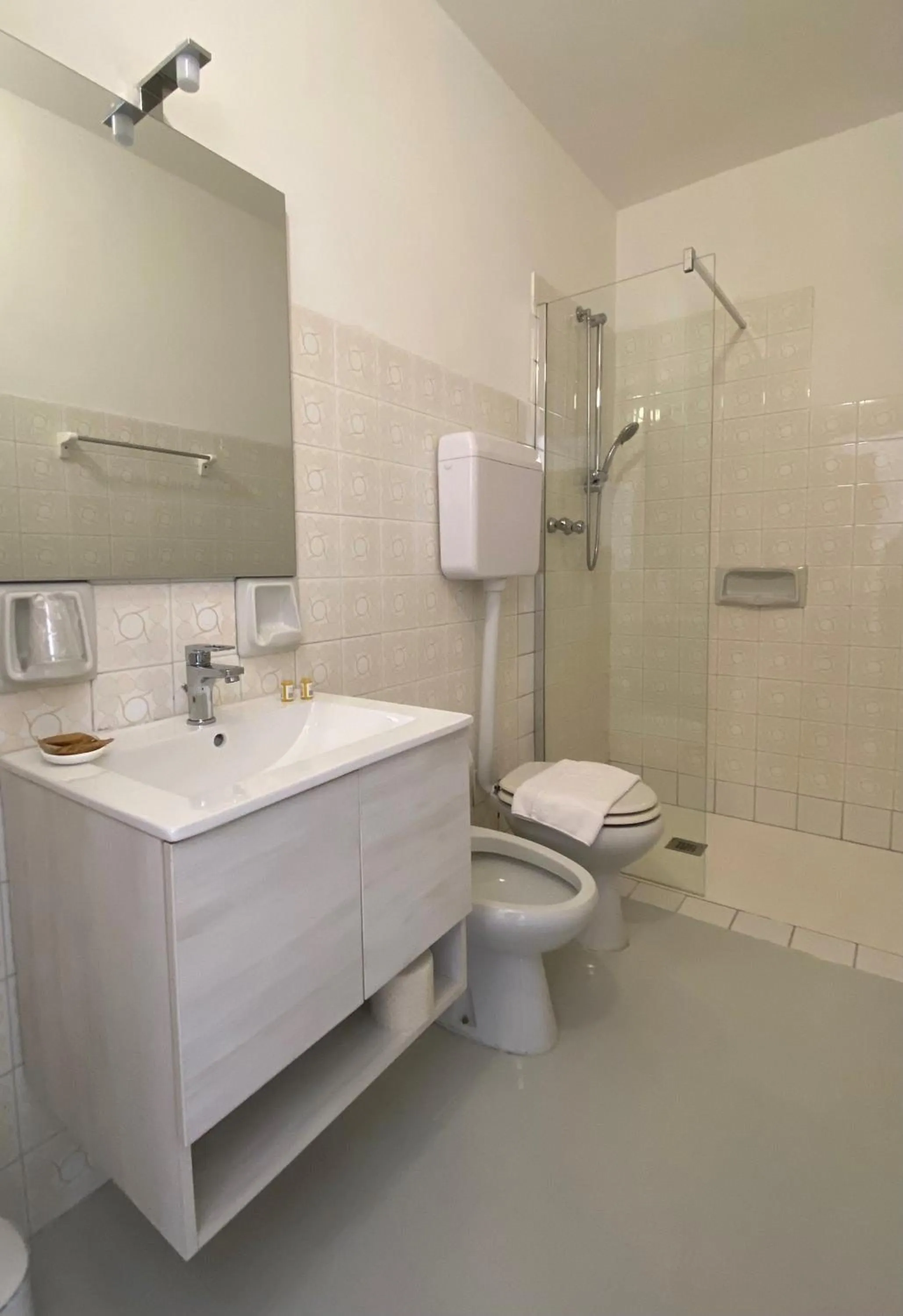 Shower in Ca' ai Tigli