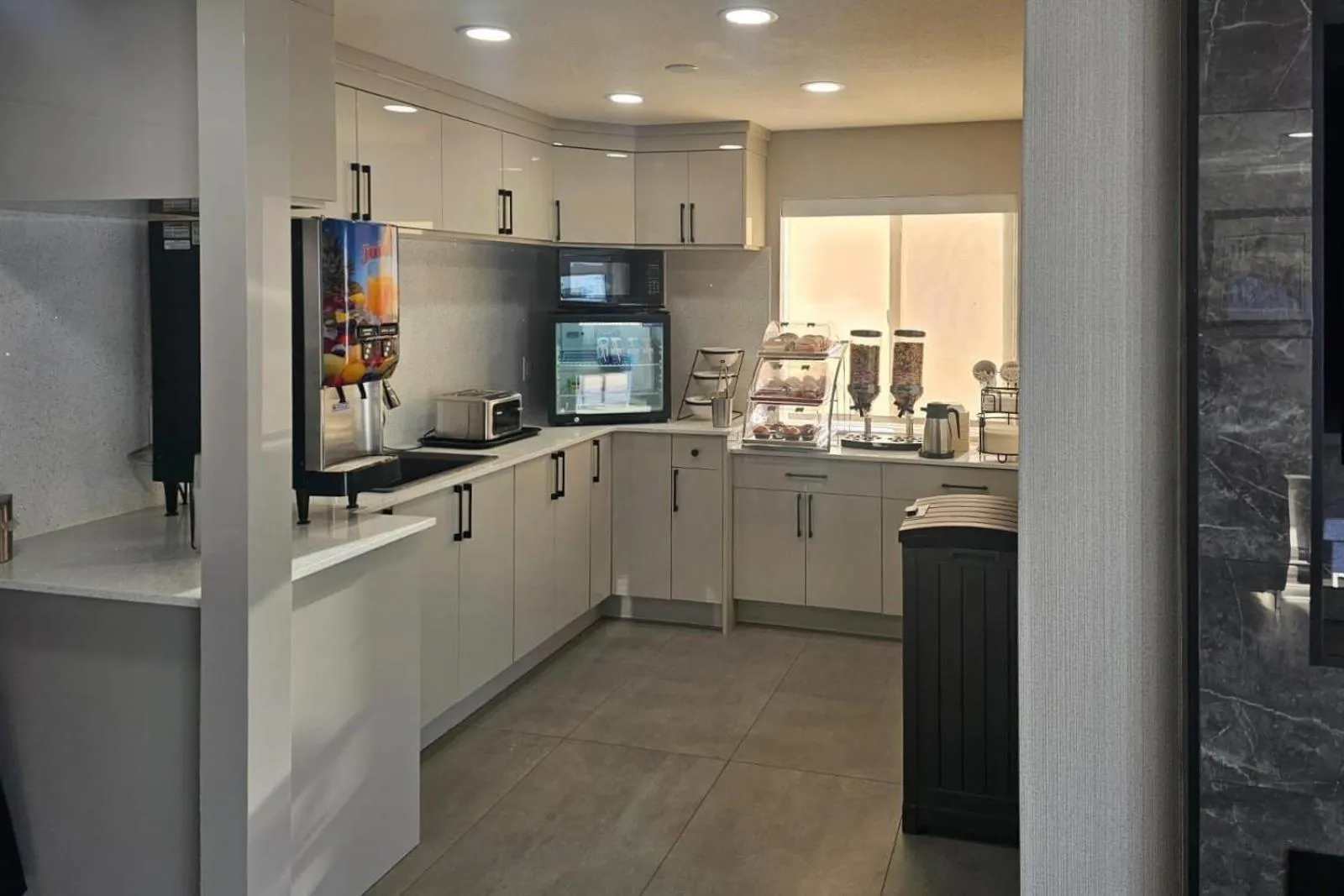 Lobby or reception in Rodeway Inn & Suites