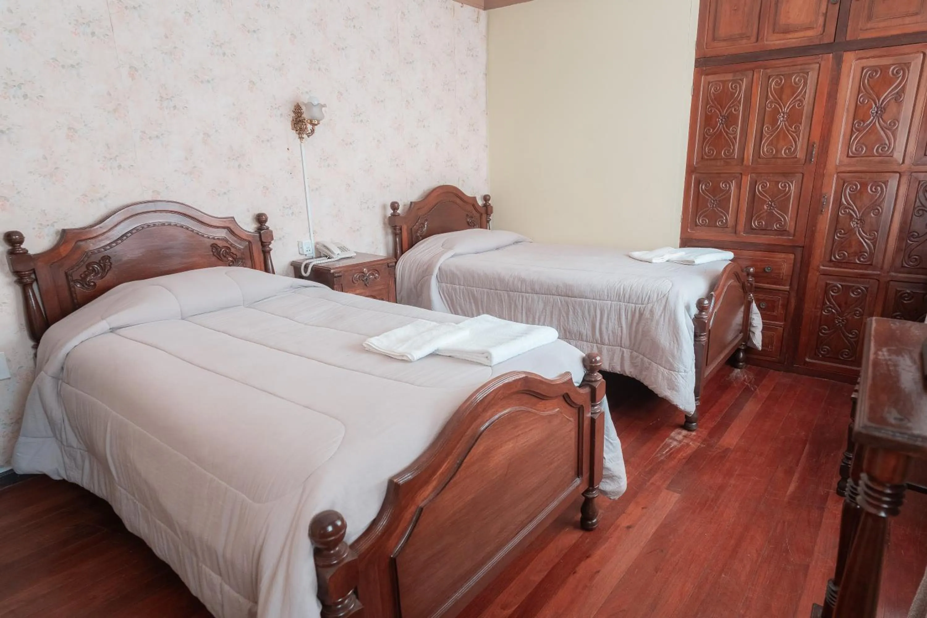 Bedroom, Bed in Hostal Sucre