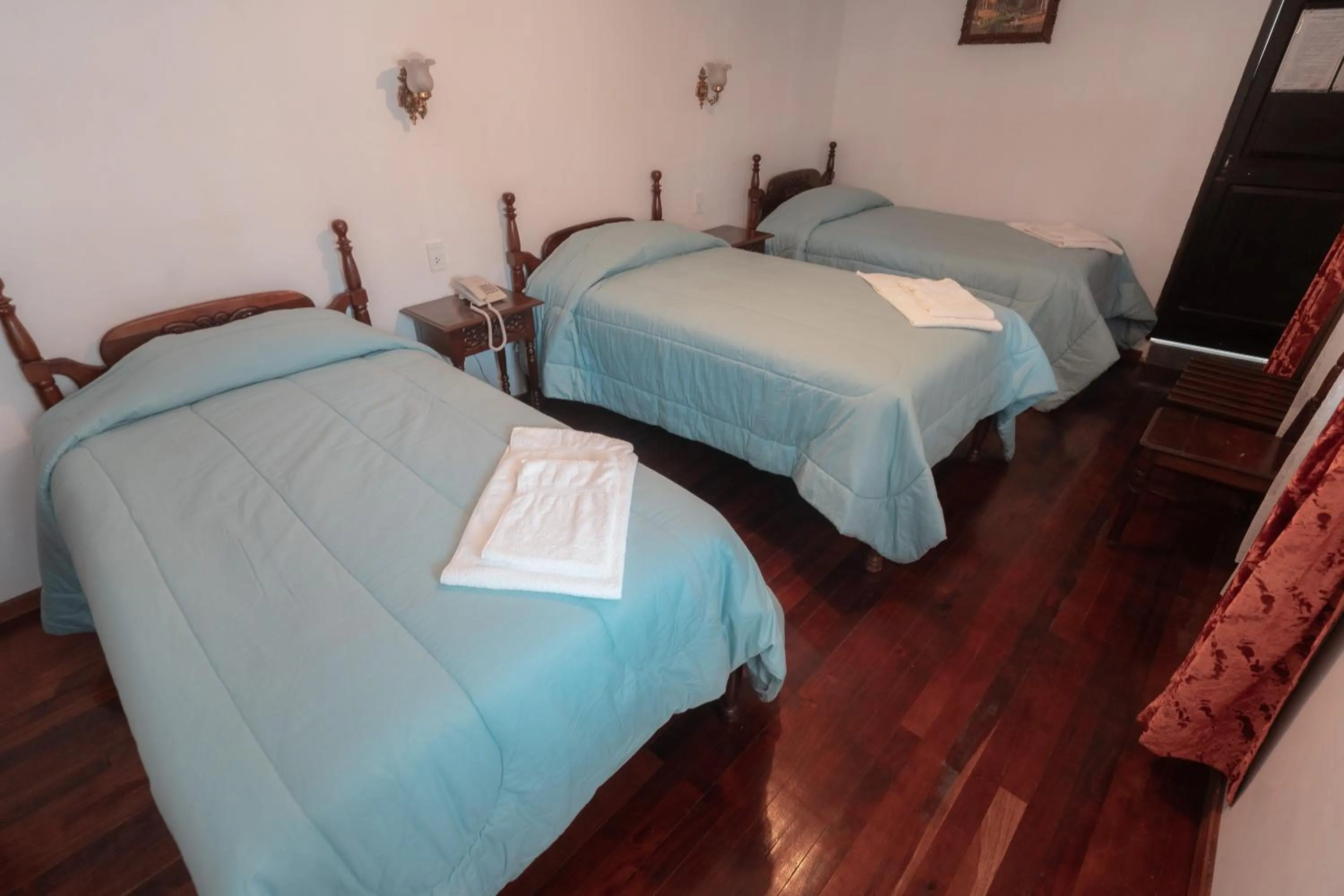 Photo of the whole room, Bed in Hostal Sucre