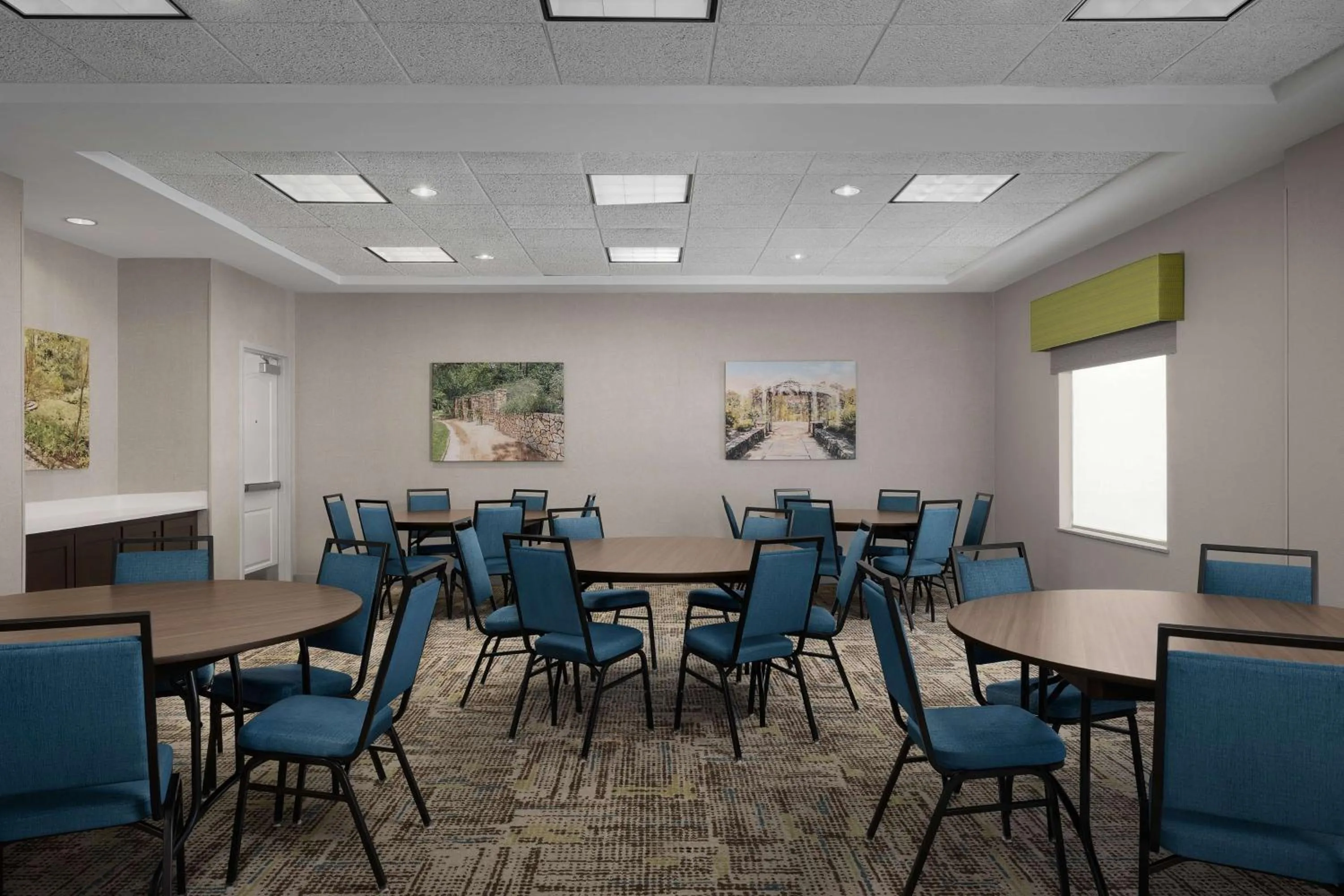Meeting/conference room in Hampton Inn & Suites Durham North I-85