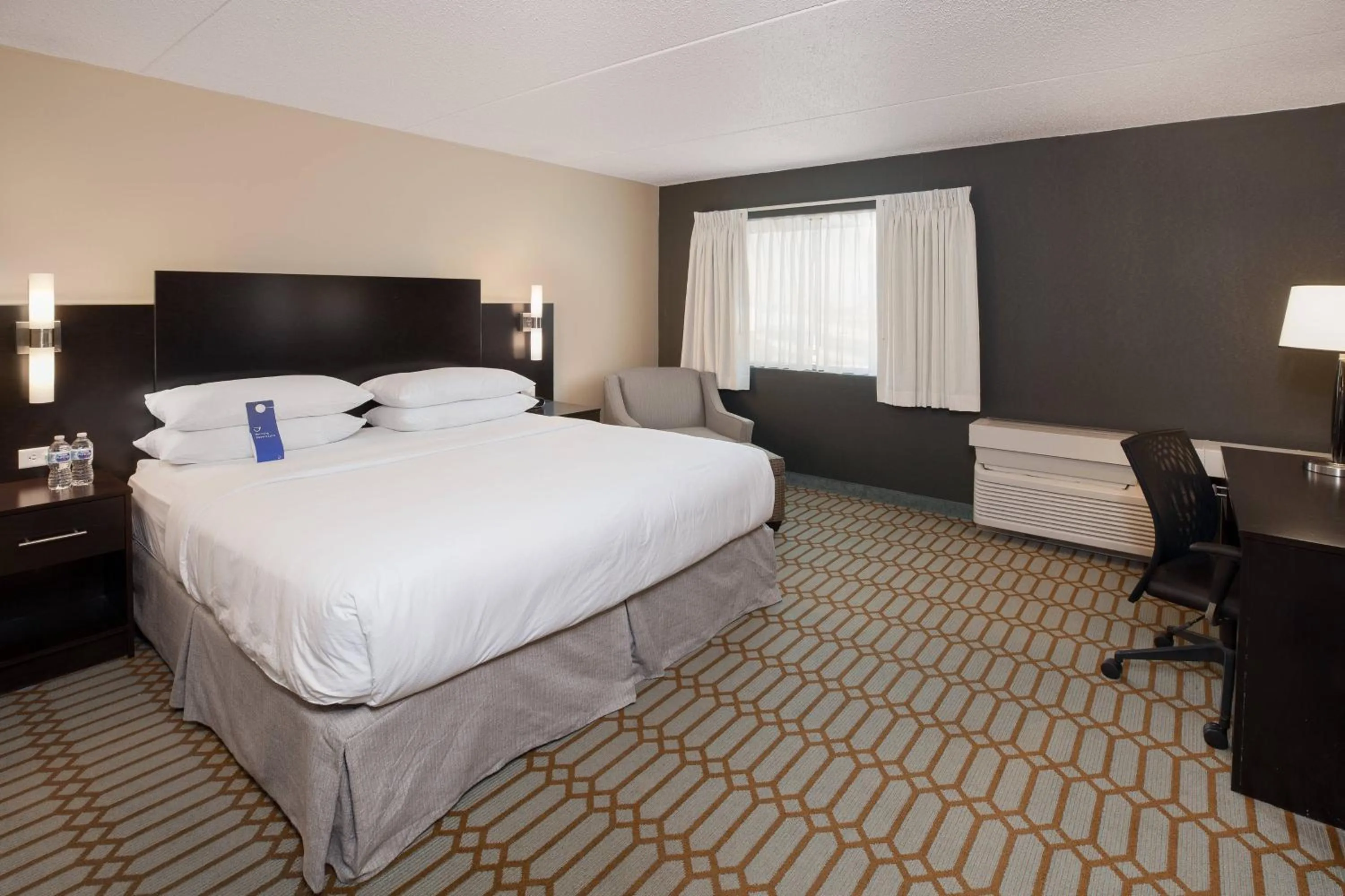 Bedroom, Bed in Delta Hotels by Marriott Fargo