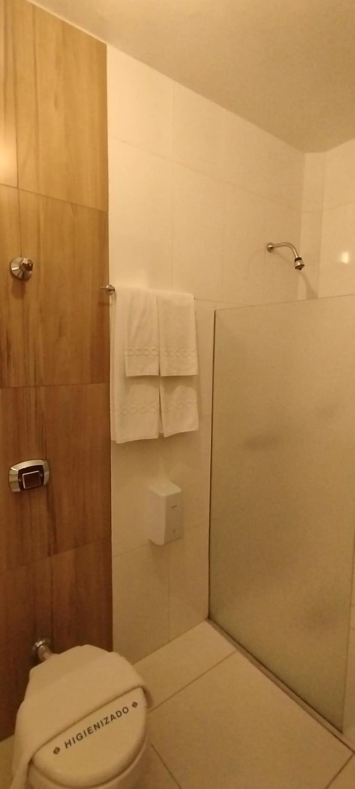 Bathroom in Olinda Hotel e Eventos