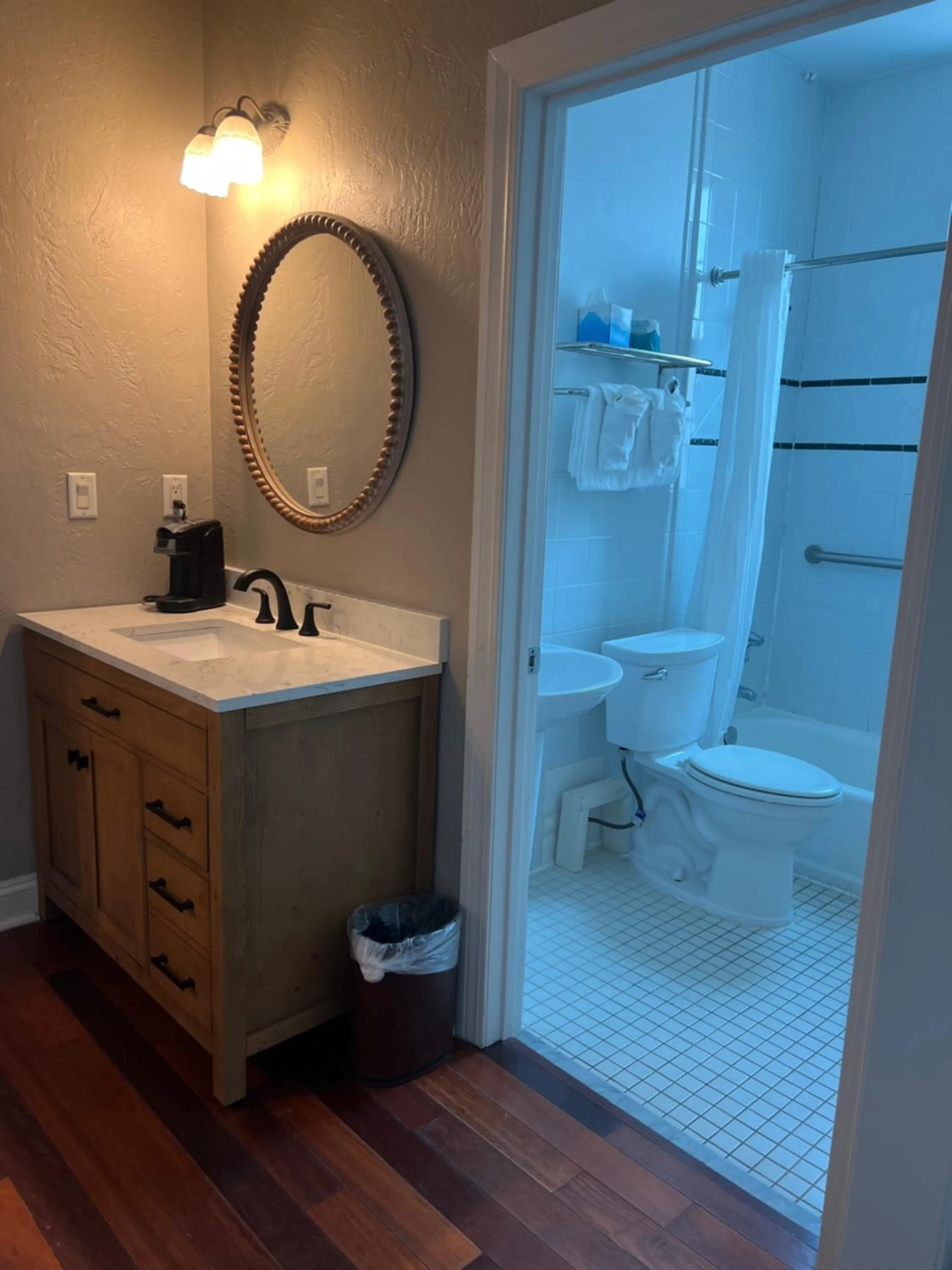 Bathroom in Casa Marina Hotel & Restaurant - Jacksonville Beach