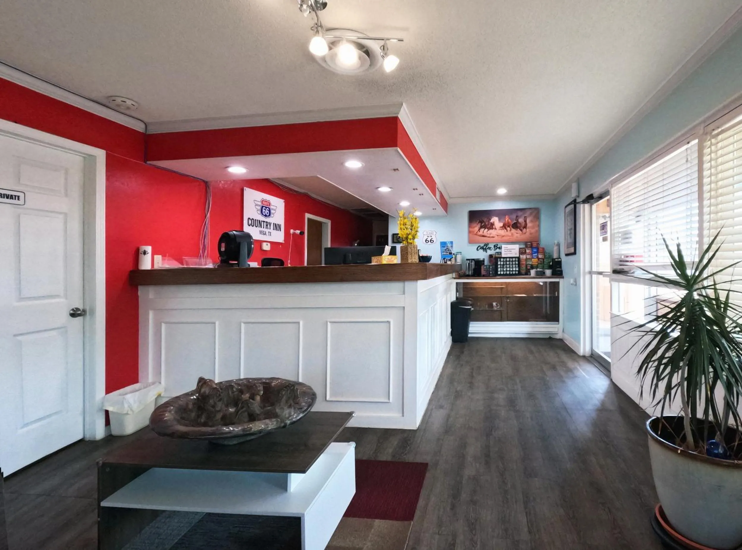 Lobby or reception in Capital O Route 66 Country Inn Vega Tx