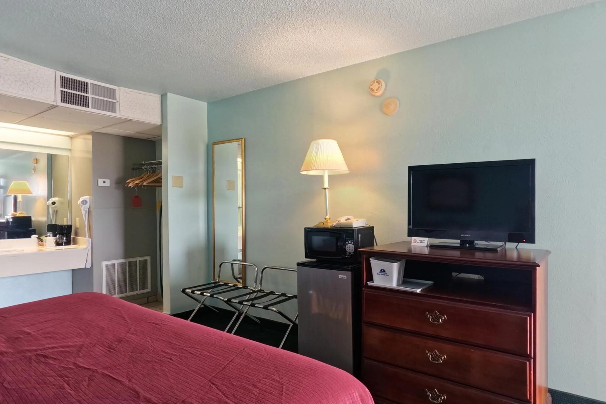 Area and facilities, Bed in Americas Best Value Inn & Suites Vega