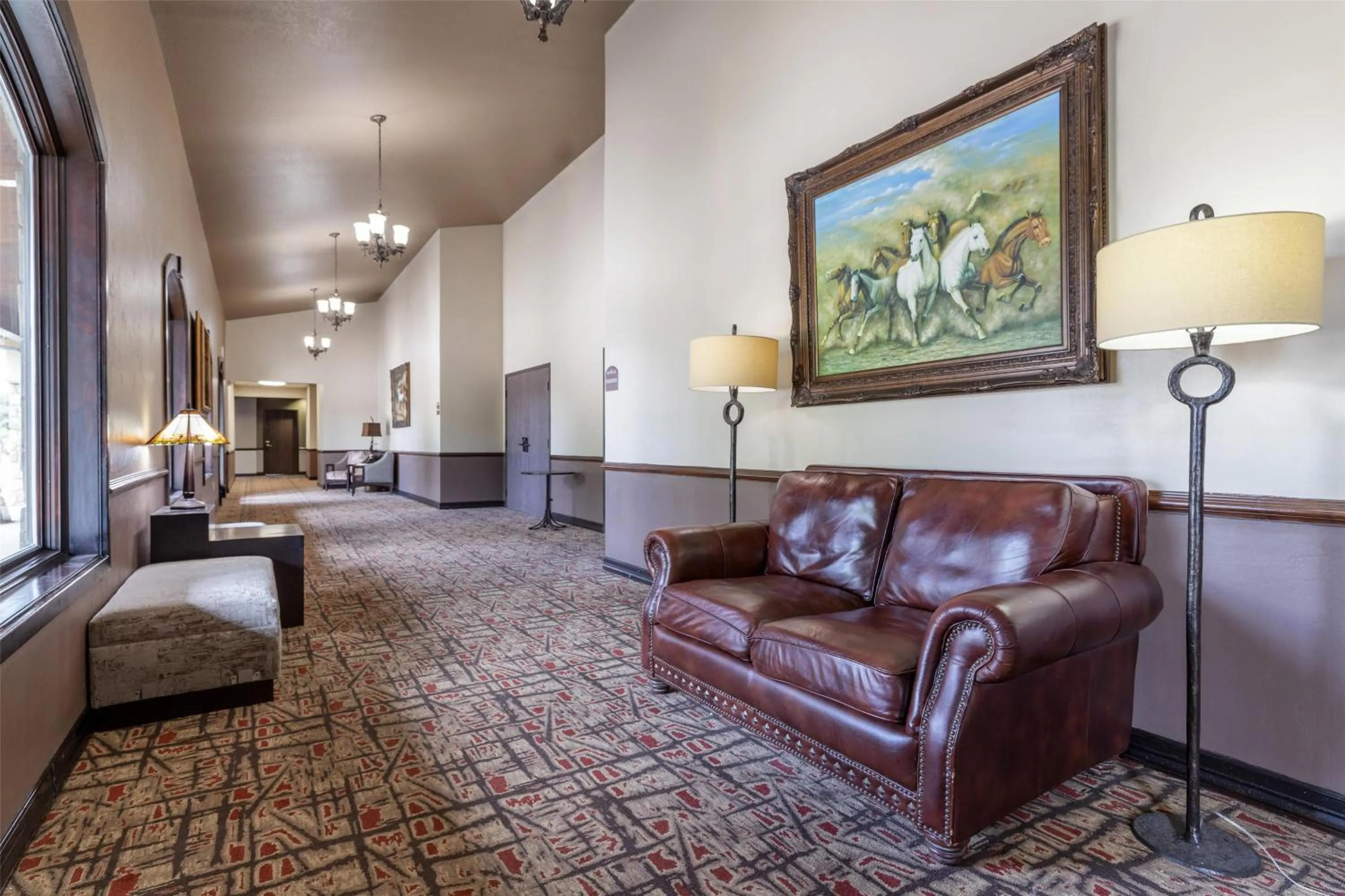 Property building in Best Western PLUS Cimarron Hotel & Suites