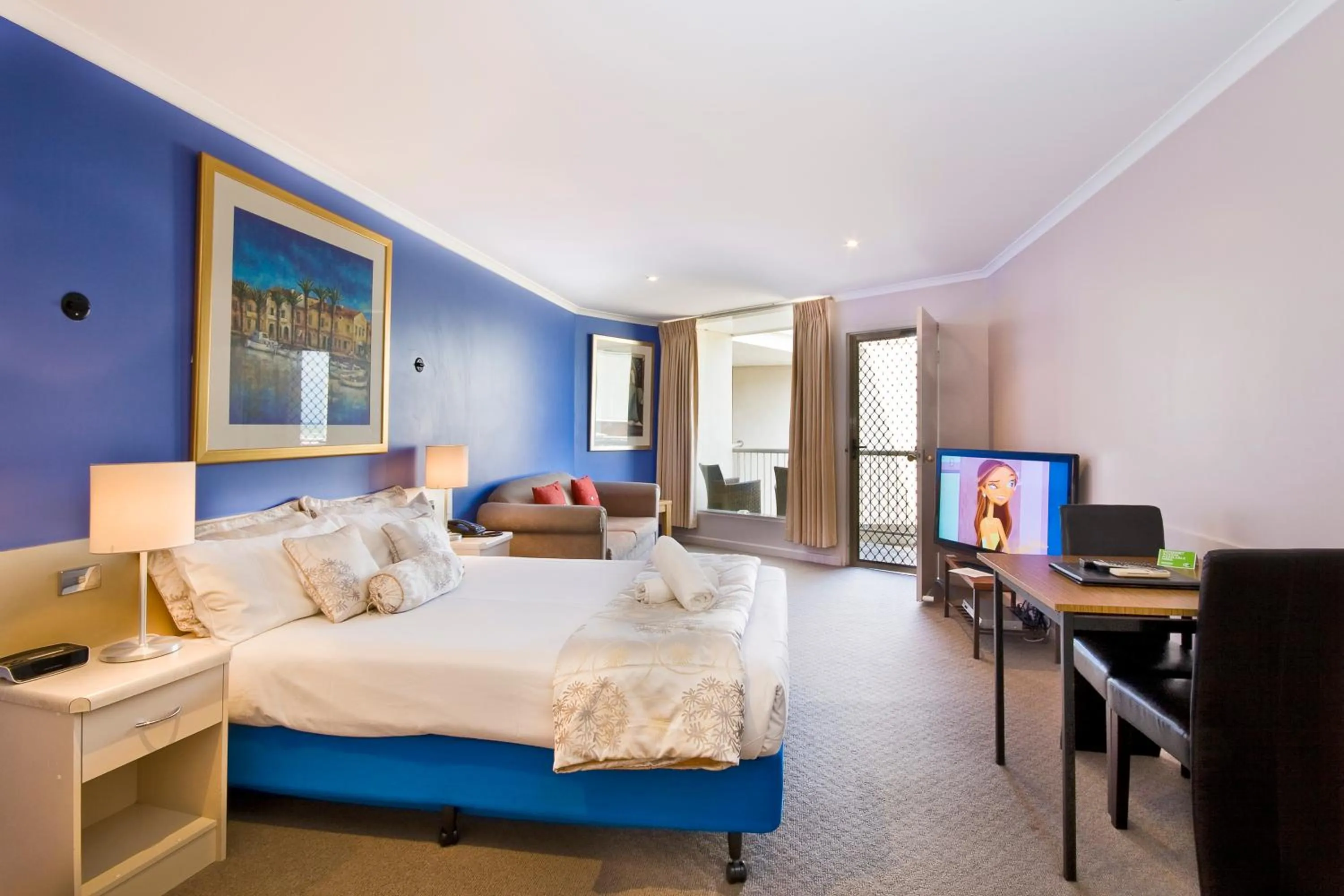 Bed in The Sandridge Motel