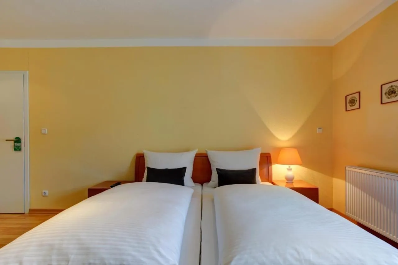 Bed in Gasthaus Hannover