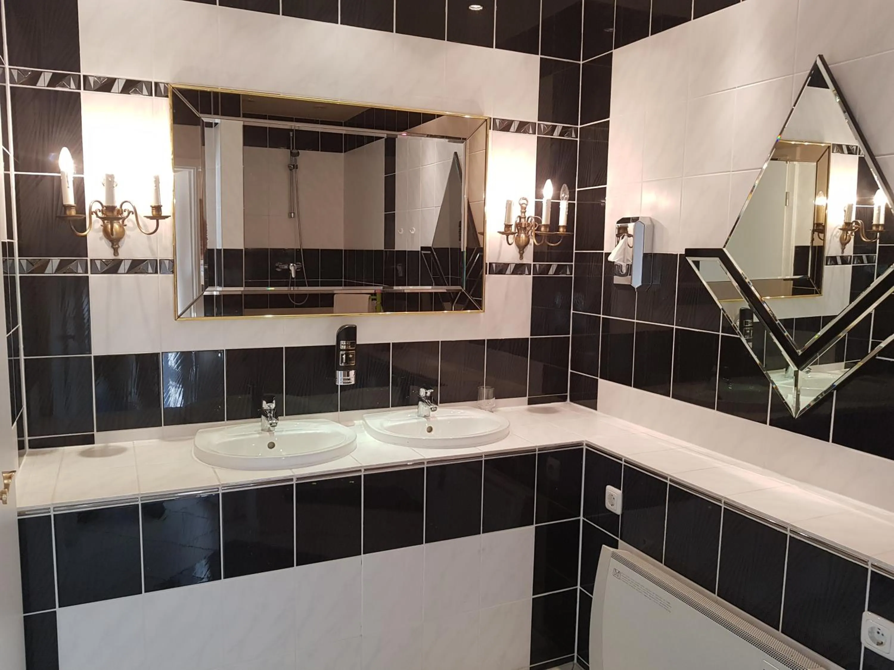 Bathroom in Gasthaus Hannover