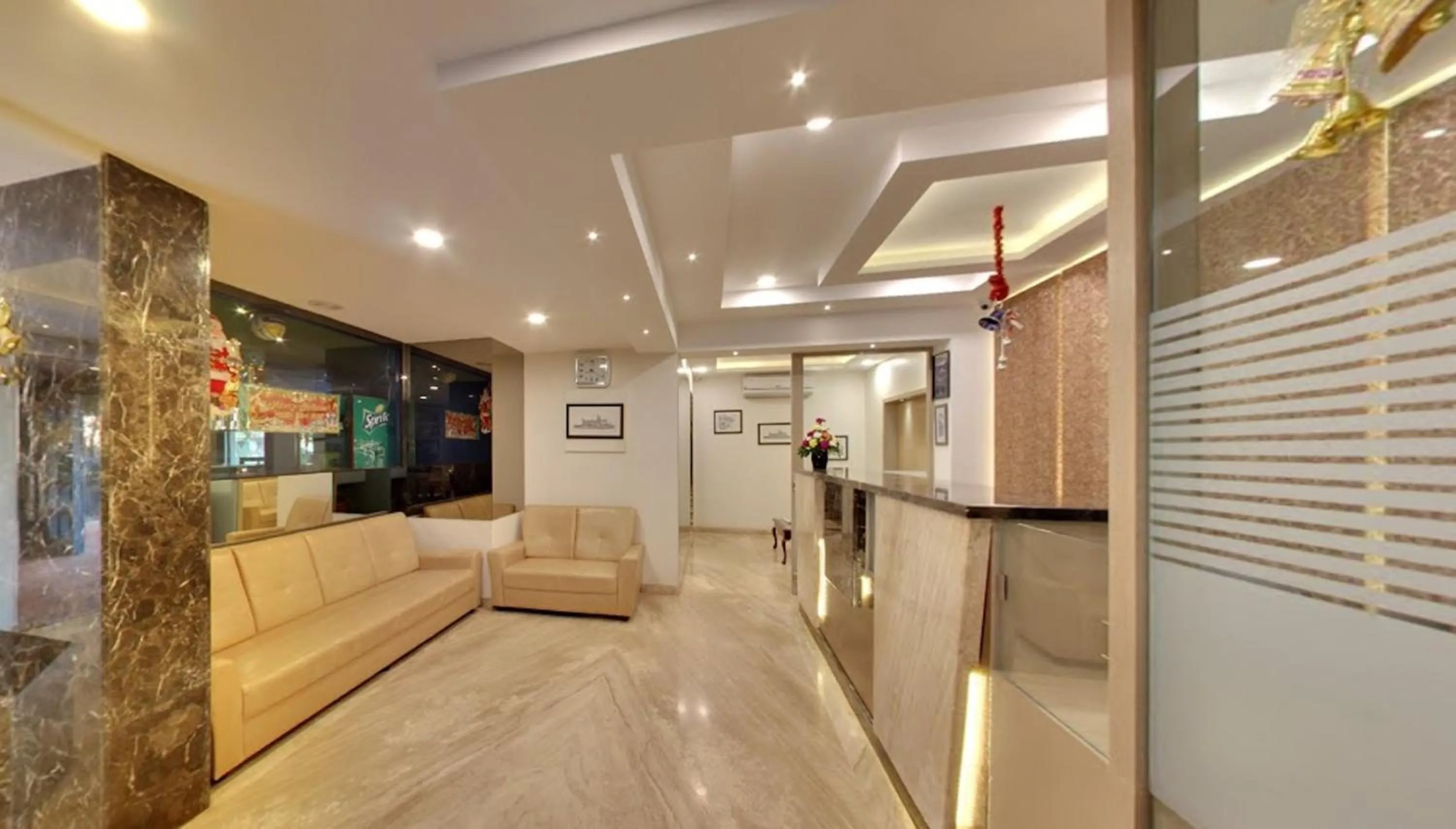 Property building in Calangute Grande