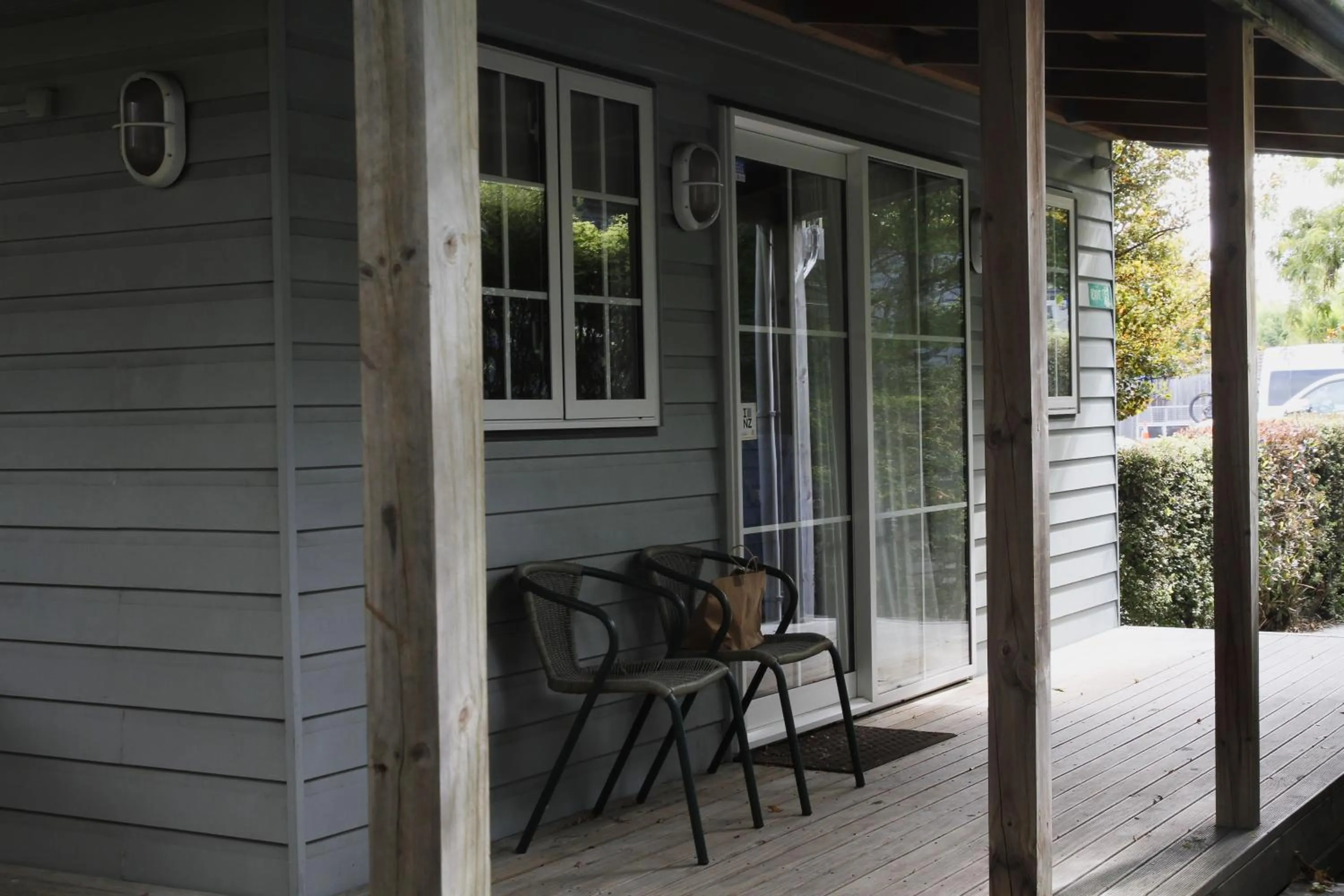 Property building in Cranford Cottages and Motel