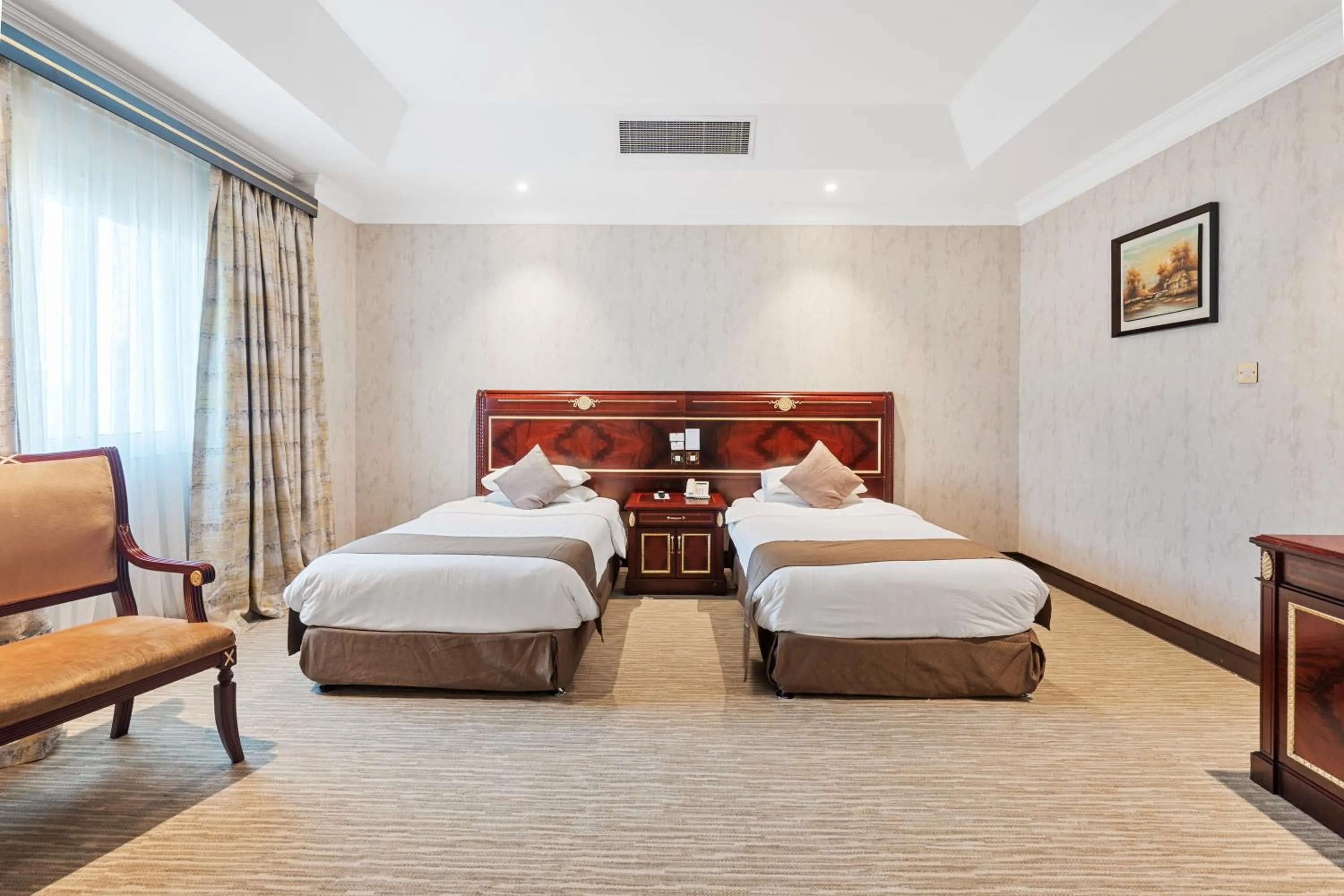 Bedroom, Bed in Chairmen Hotel