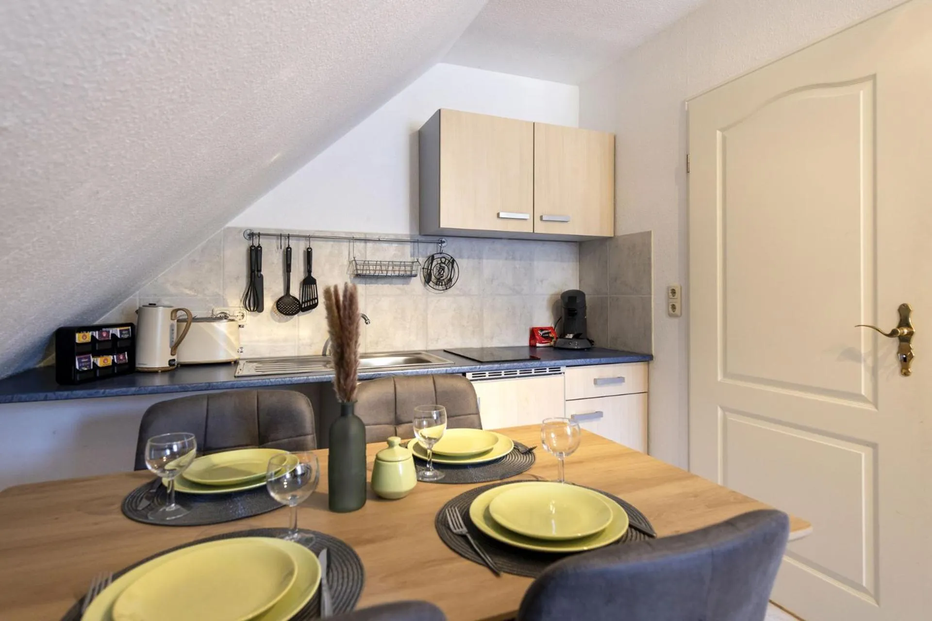 Coffee/tea facilities in Bei Ulbrichs Hotel garni & Catering