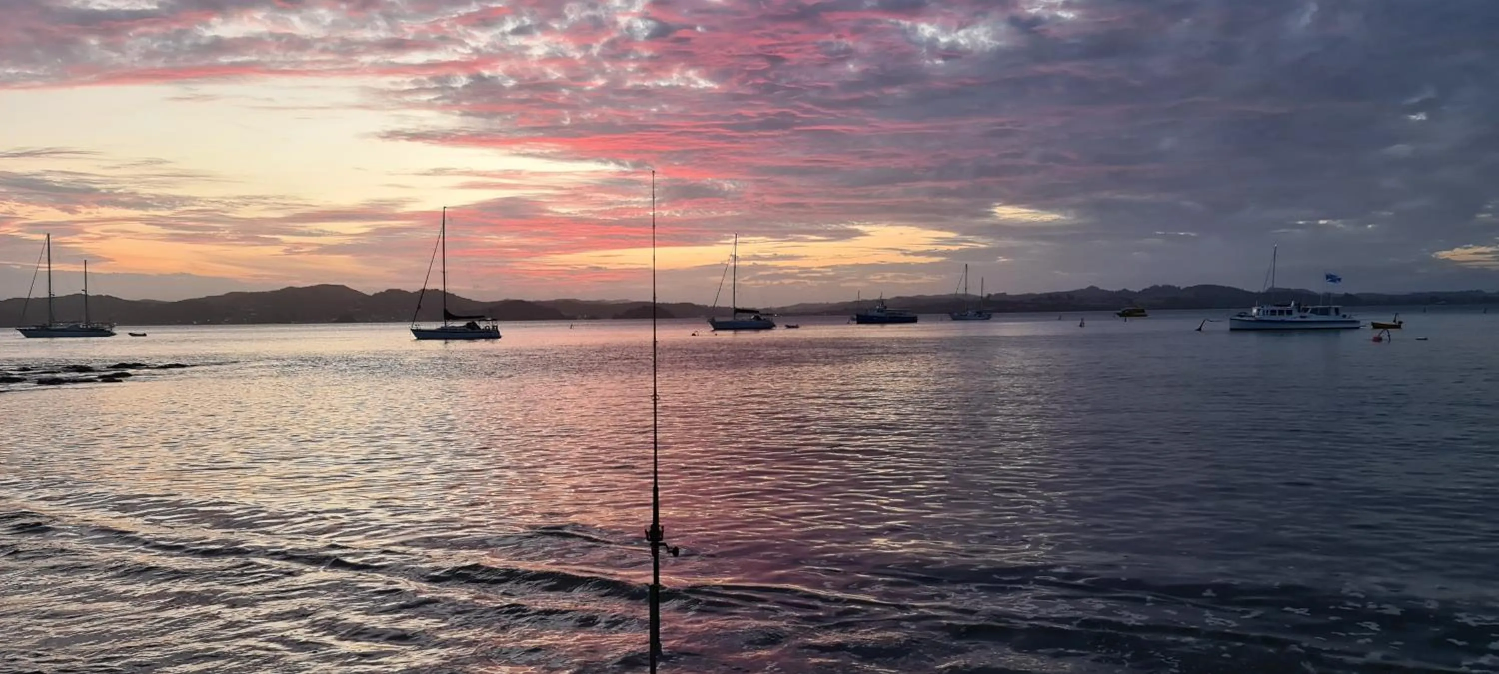 Hananui Lodge and Apartments