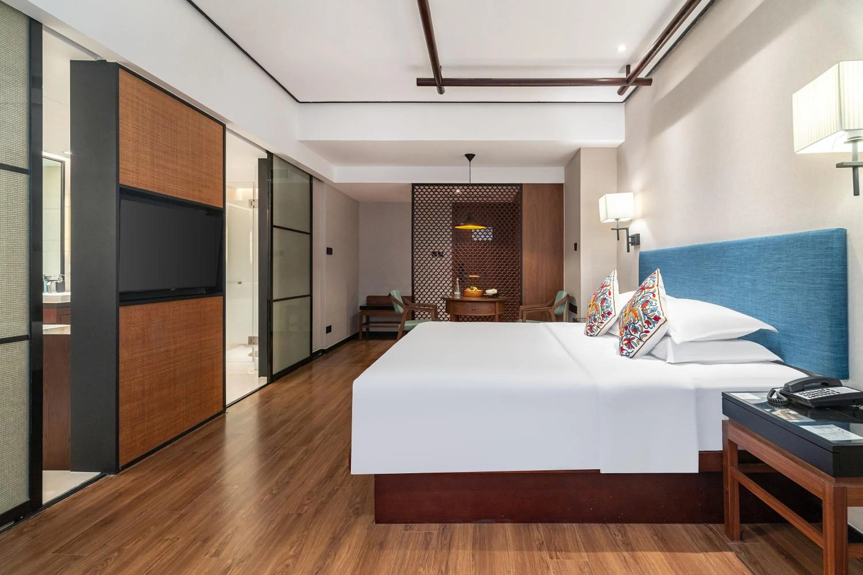 TV and multimedia, Bed in SSAW Boutique Hotel Shanghai Bund
