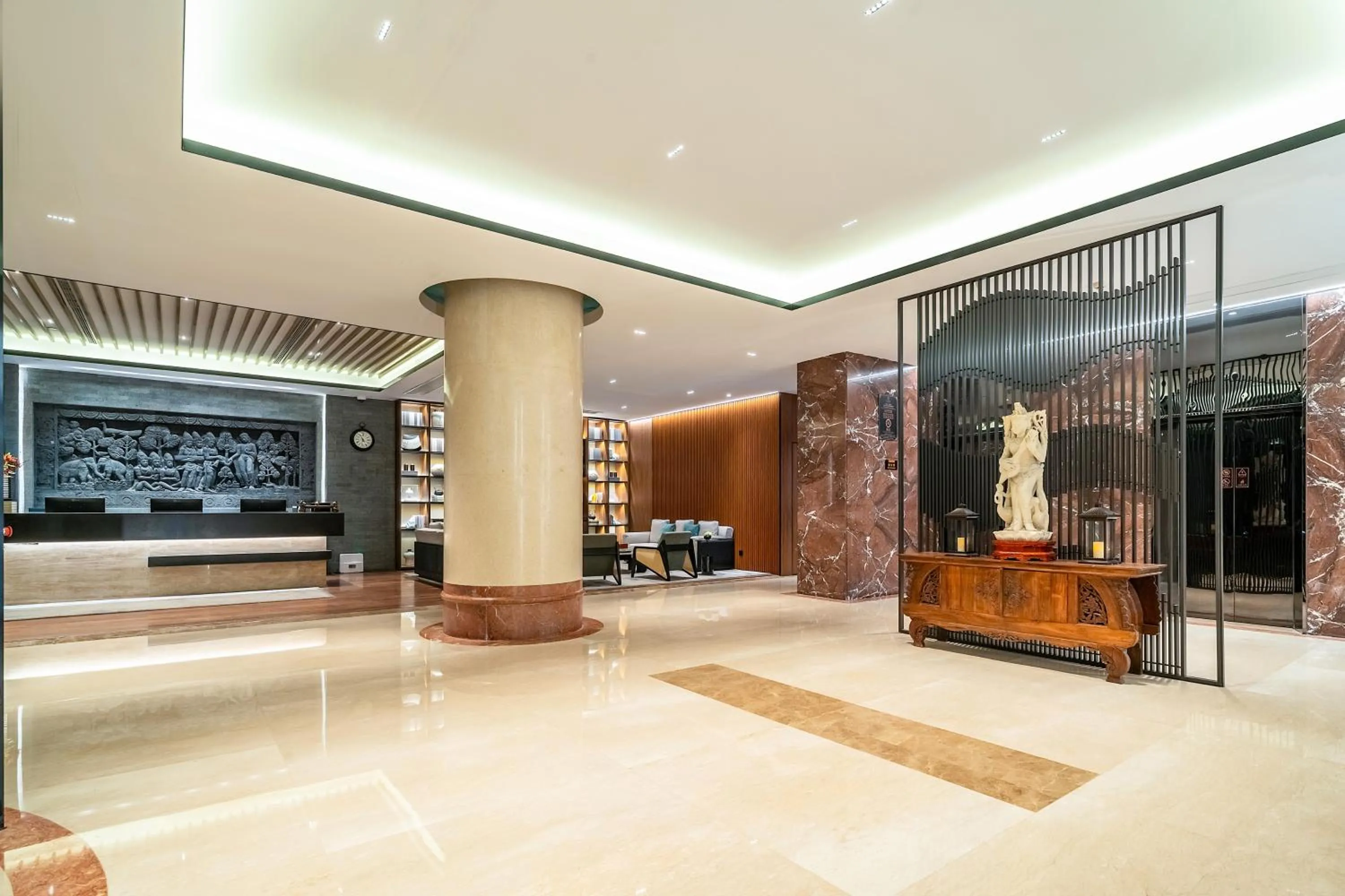 Lobby or reception in SSAW Boutique Hotel Shanghai Bund