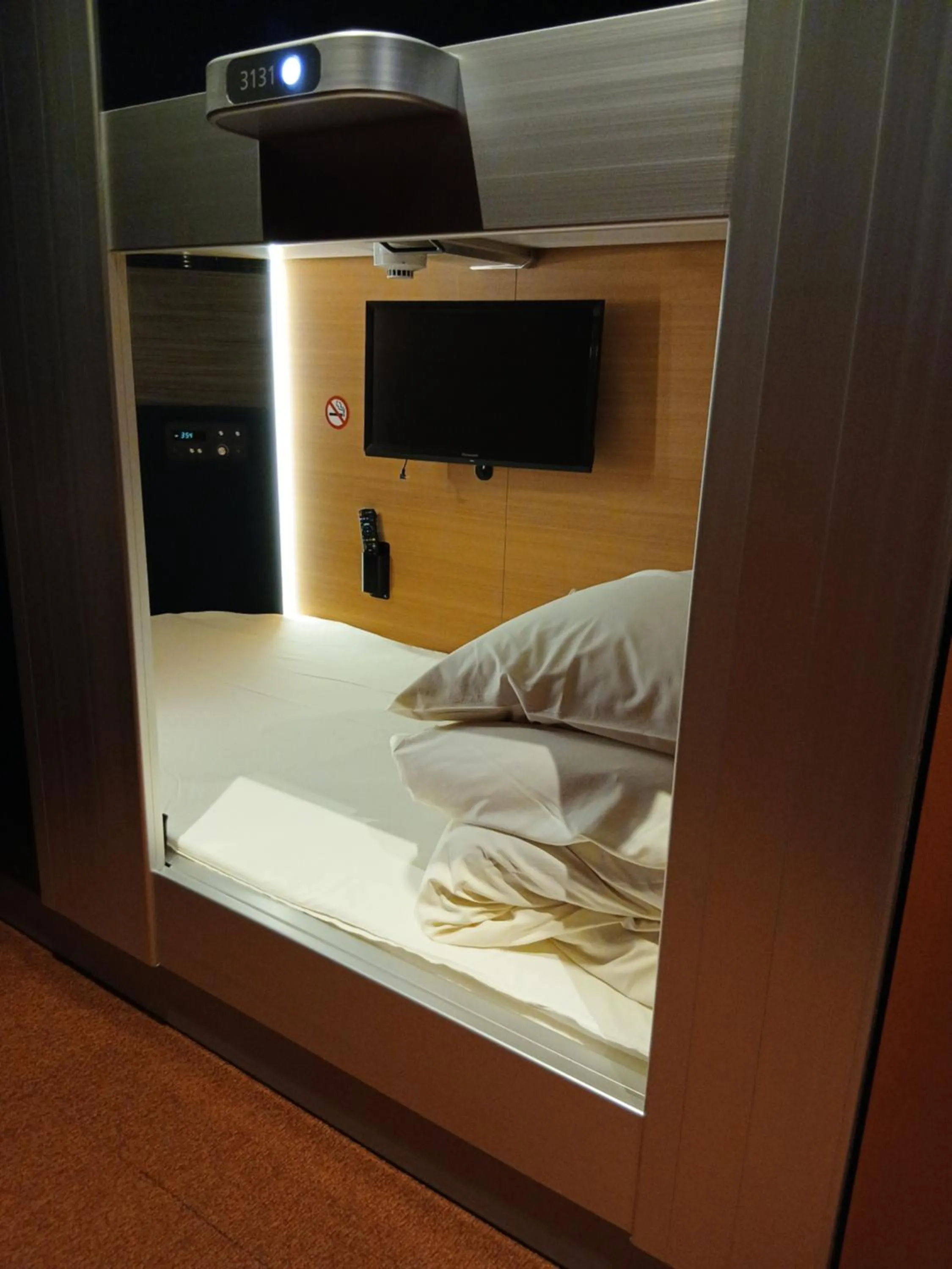 Bedroom in Capsule Inn Osaka (Male Only)