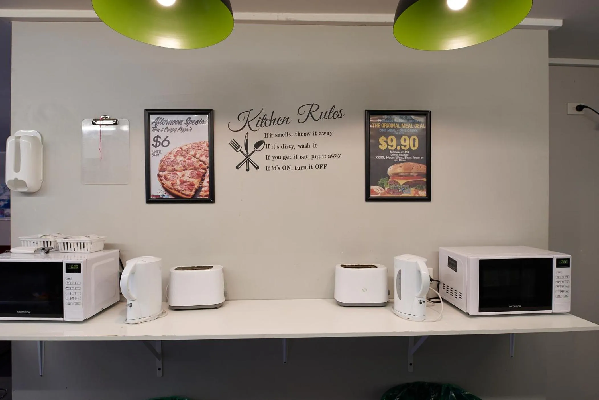 Coffee/tea facilities in Base Airlie Beach Resort