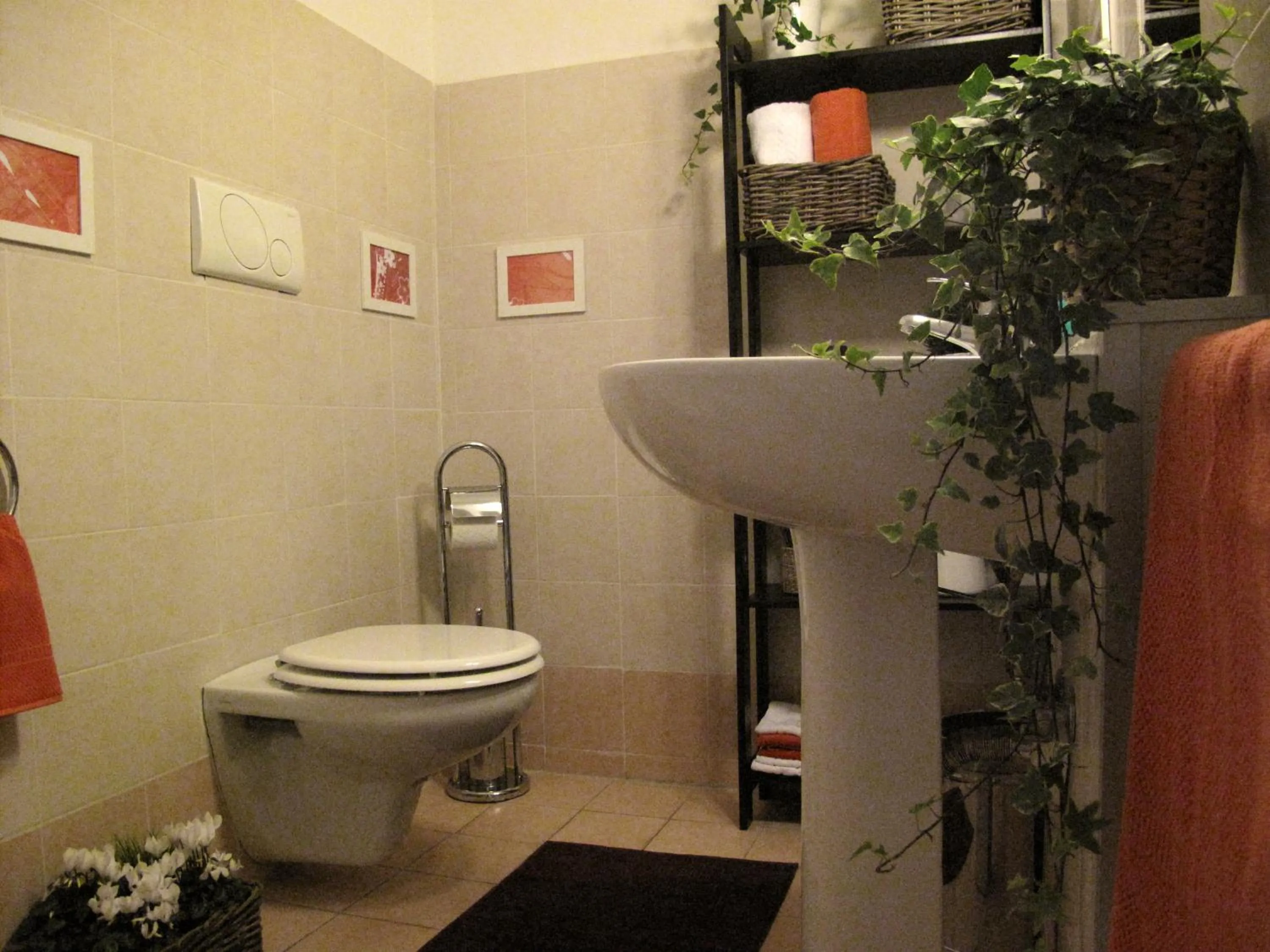 Bathroom in Arches B&B