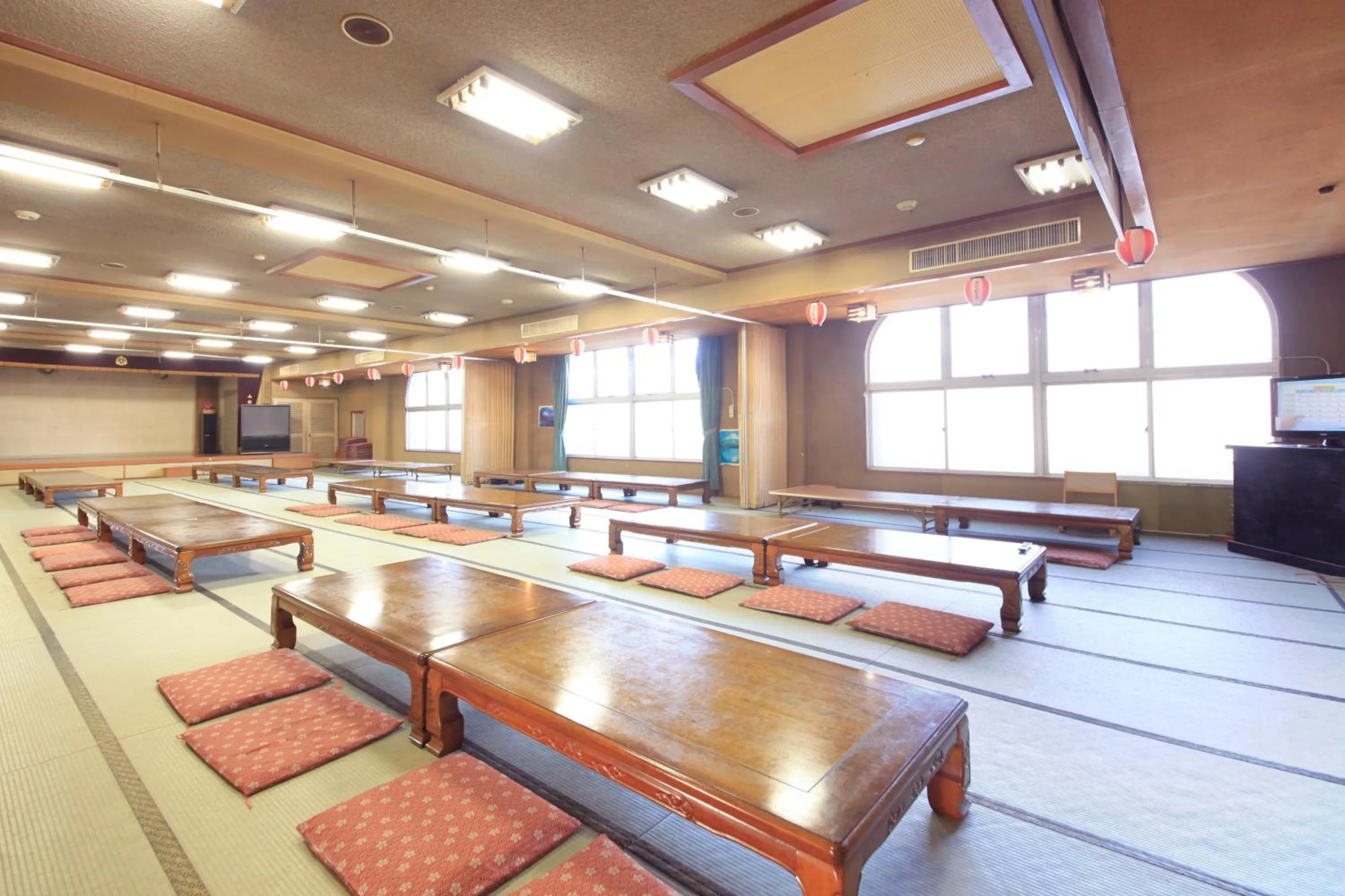 Restaurant/places to eat in U Topia