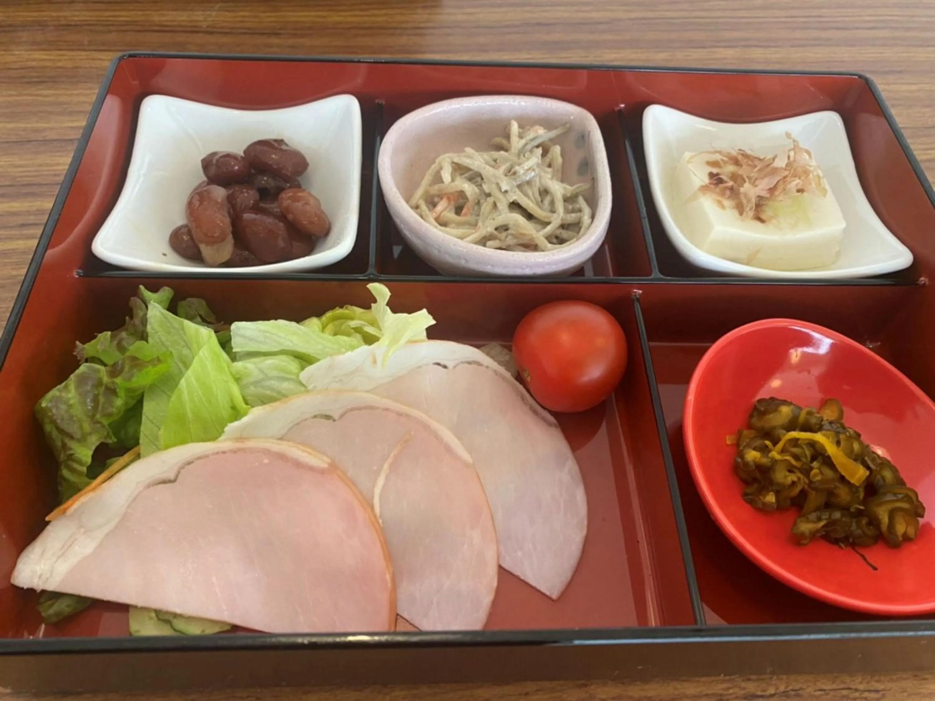 Breakfast in U Topia