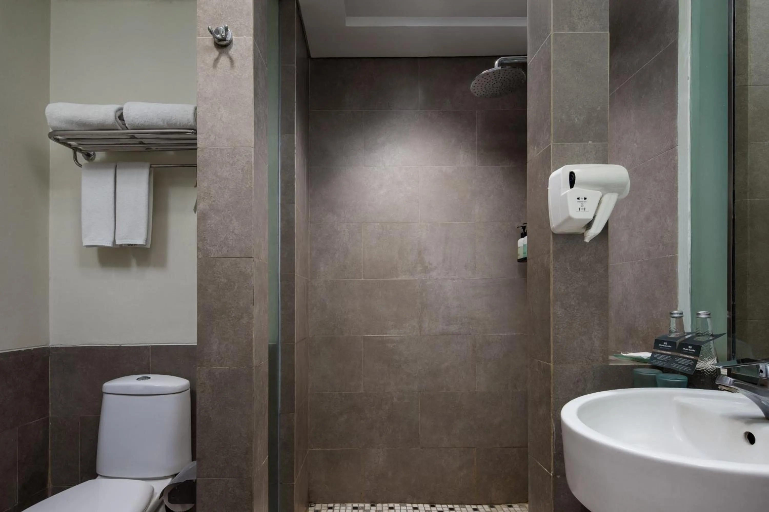 Bathroom in Hotel Santika BSD City-Serpong