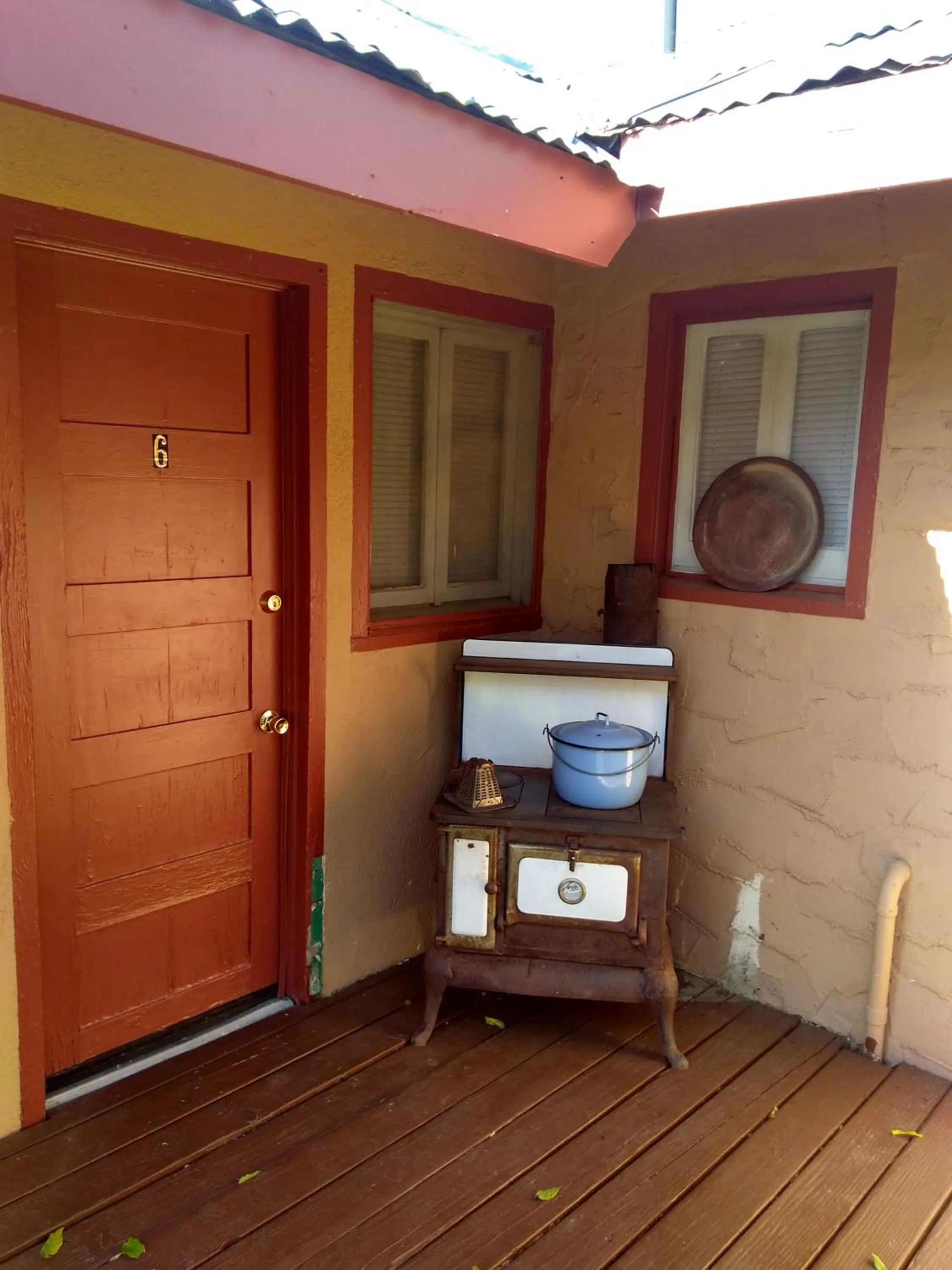 Grand Canyon West Hotel Sheps Miners Inn