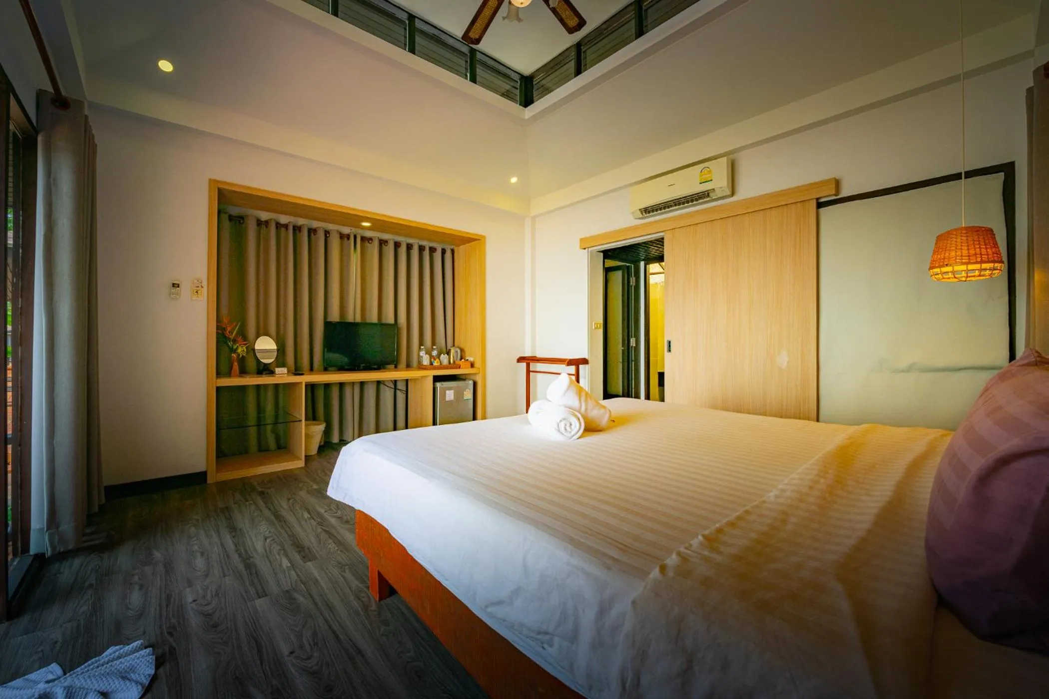 Bedroom, Bed in Siam Bay Resort