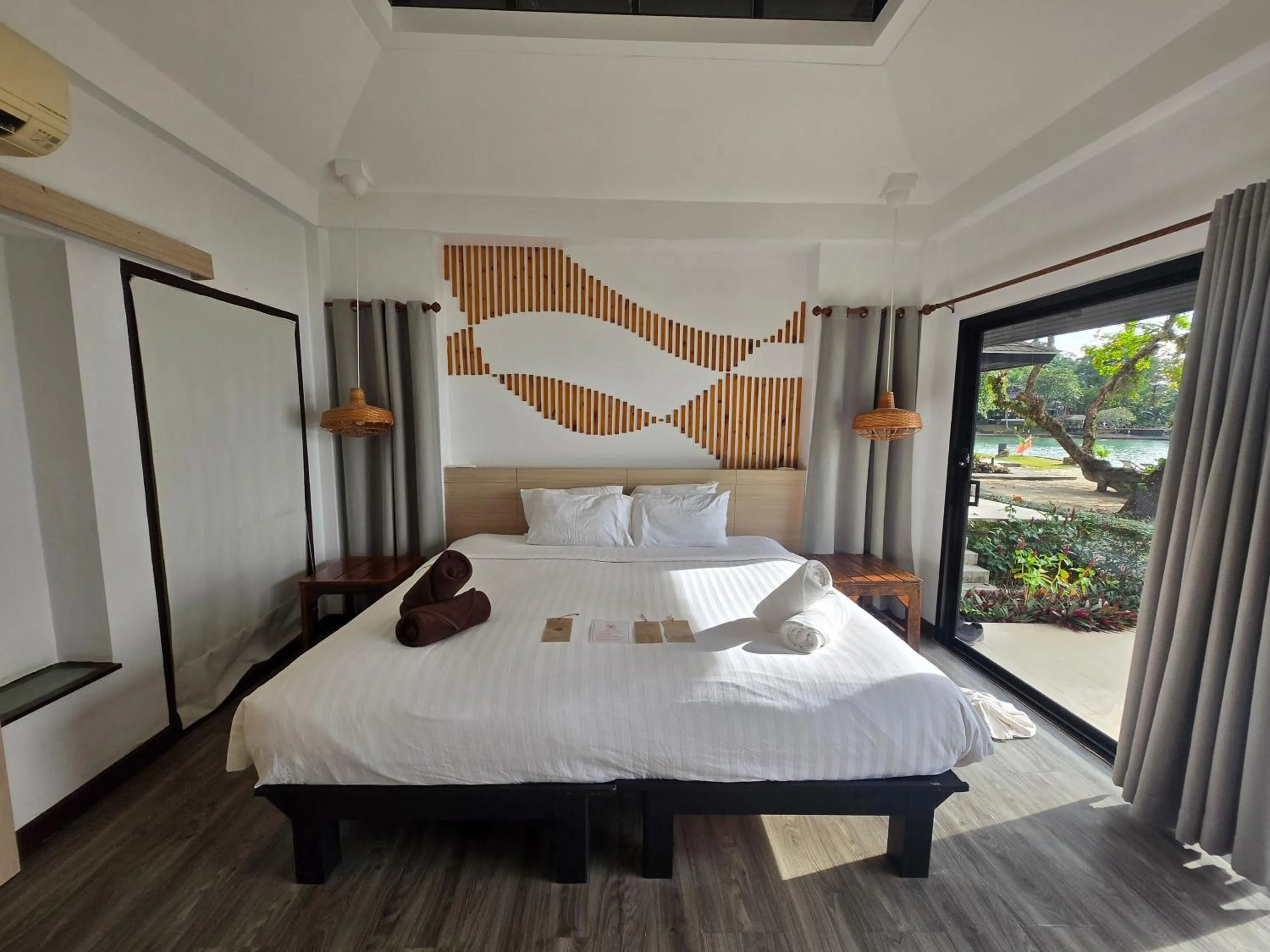 Bedroom, Bed in Siam Bay Resort