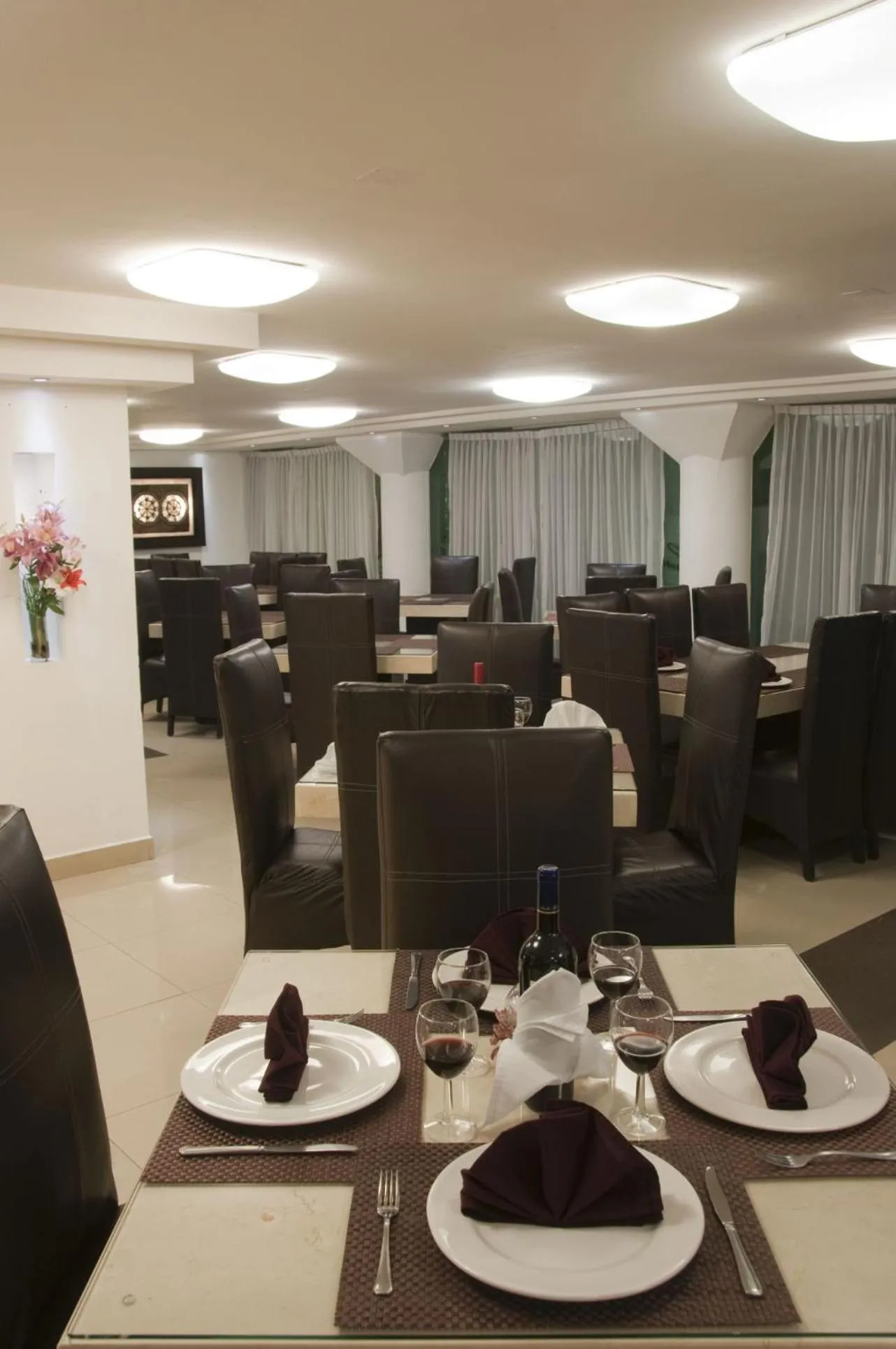 Restaurant/places to eat in Hotel Real Rex